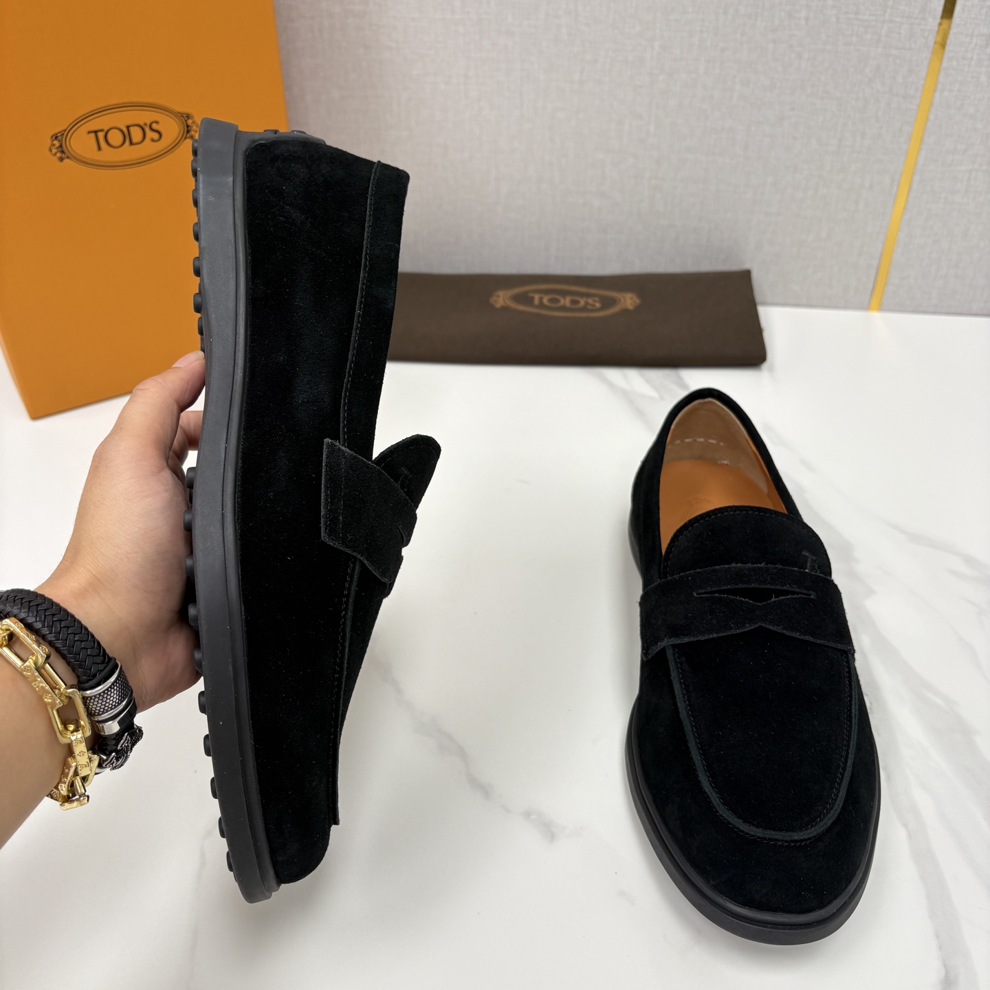 💋💍TOD*S 托德-斯 新品拉菲草（汤德森）OTV绒面皮革乐福鞋上🆕 官方 6,300 本款便鞋面料来