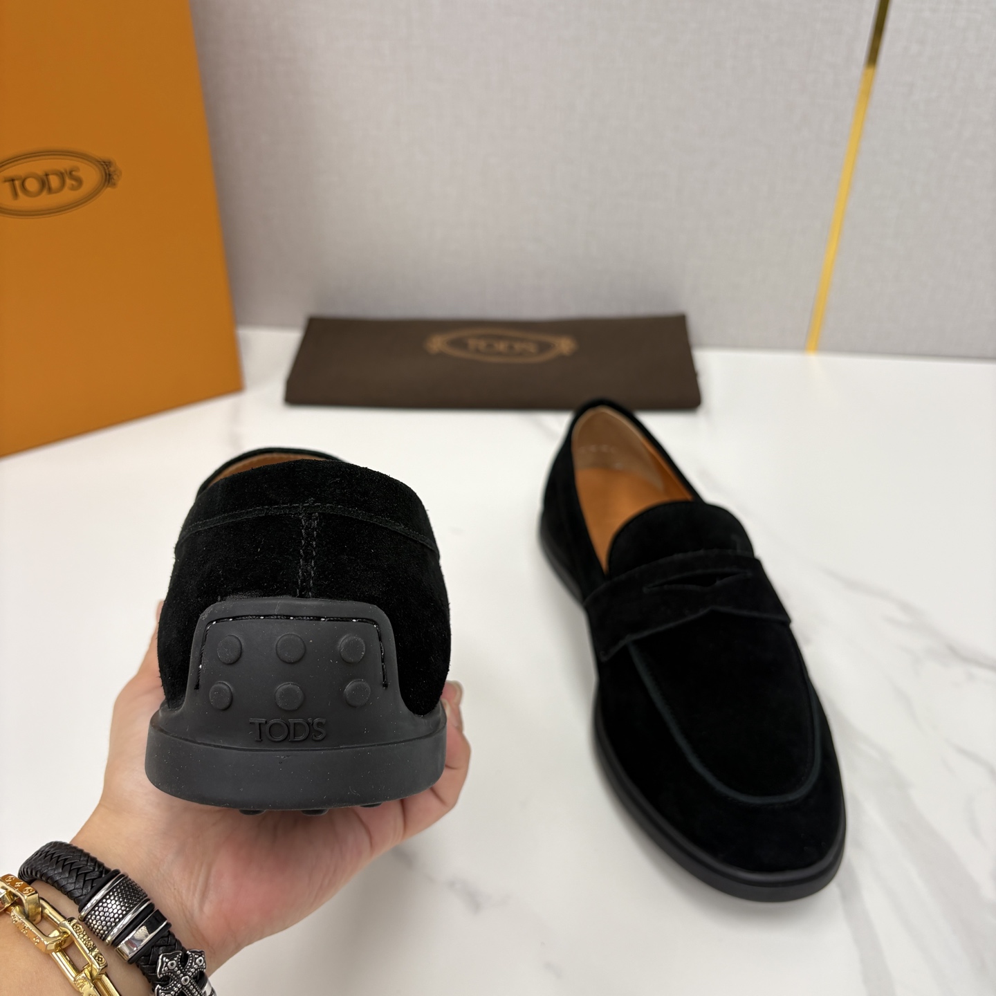 💋💍TOD*S 托德-斯 新品拉菲草（汤德森）OTV绒面皮革乐福鞋上🆕 官方 6,300 本款便鞋面料来