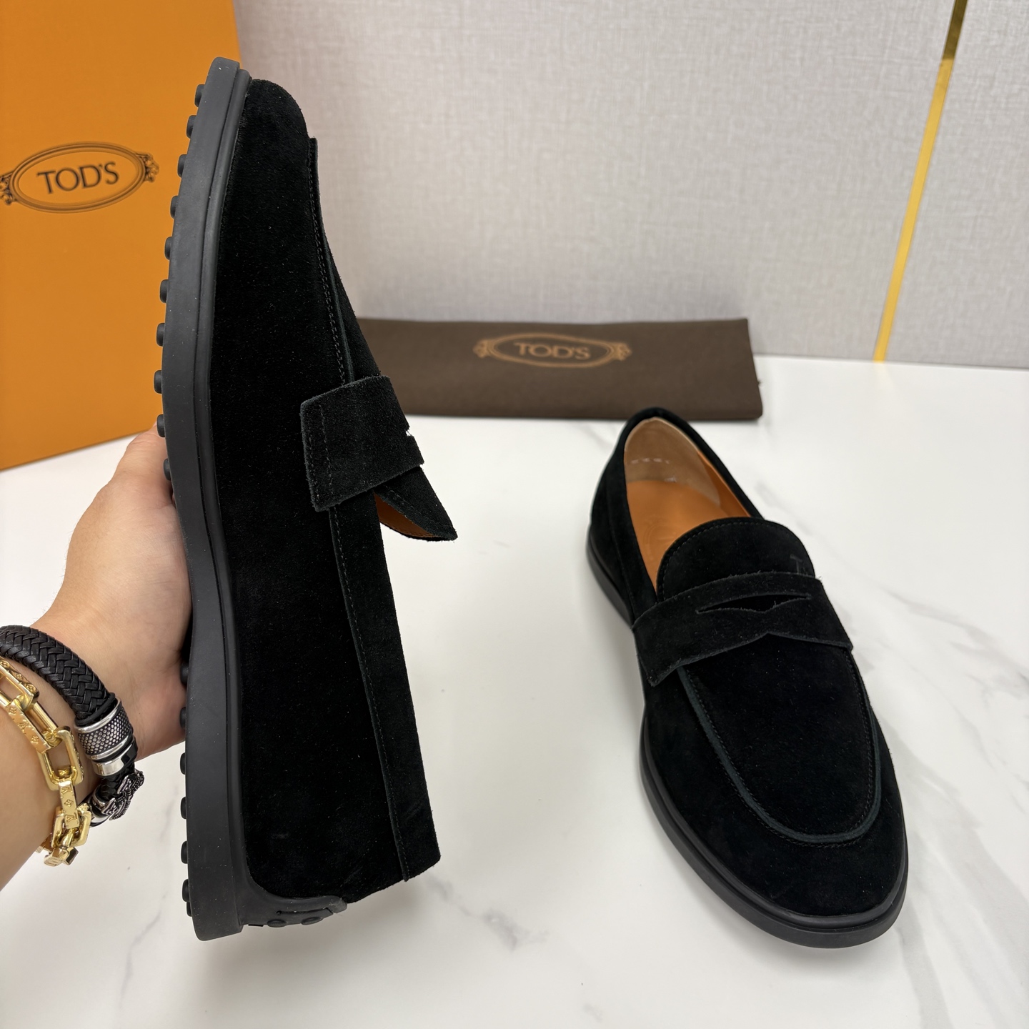 💋💍TOD*S 托德-斯 新品拉菲草（汤德森）OTV绒面皮革乐福鞋上🆕 官方 6,300 本款便鞋面料来