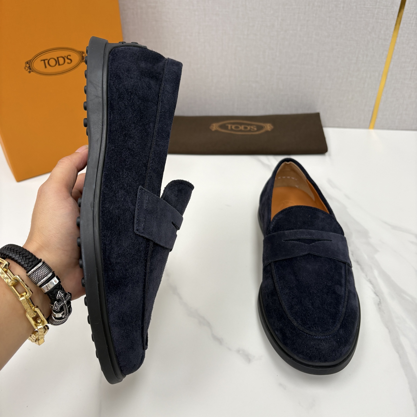 💋💍TOD*S 托德-斯 新品拉菲草（汤德森）OTV绒面皮革乐福鞋上🆕 官方 6,300 本款便鞋面料来