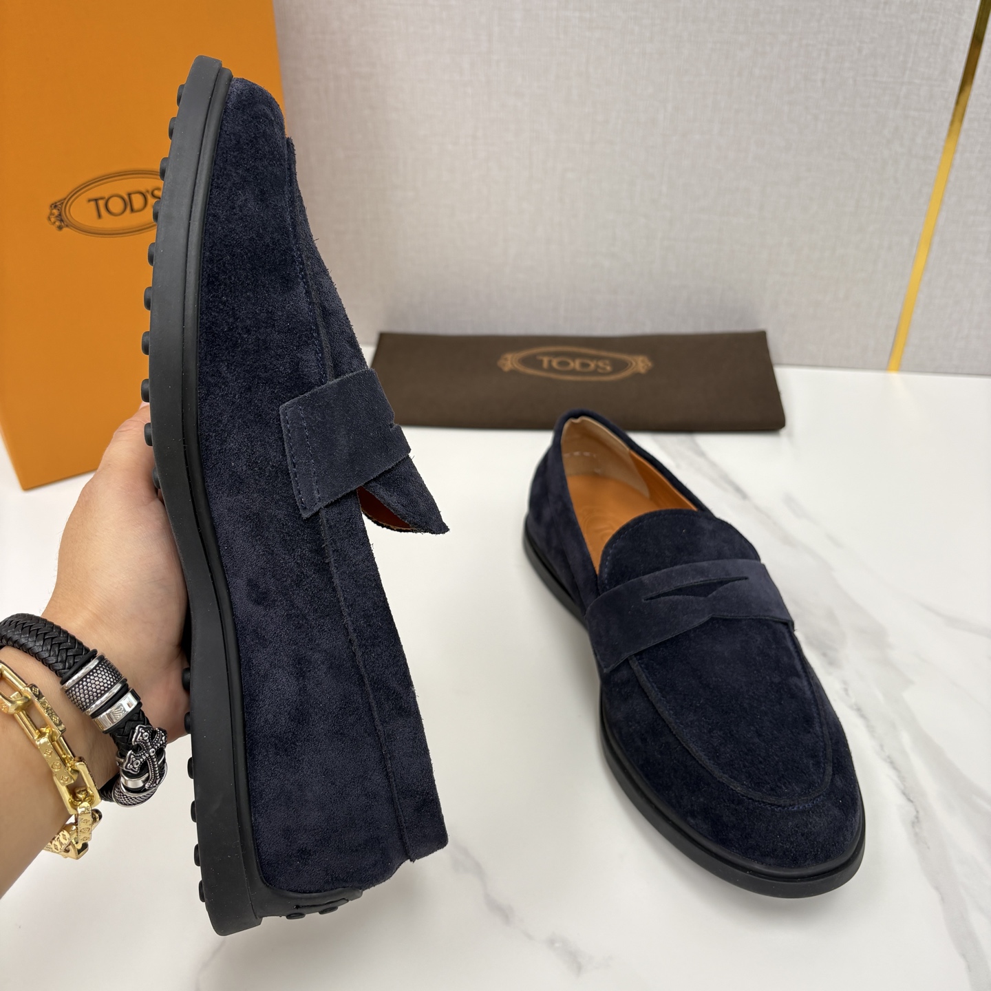 💋💍TOD*S 托德-斯 新品拉菲草（汤德森）OTV绒面皮革乐福鞋上🆕 官方 6,300 本款便鞋面料来