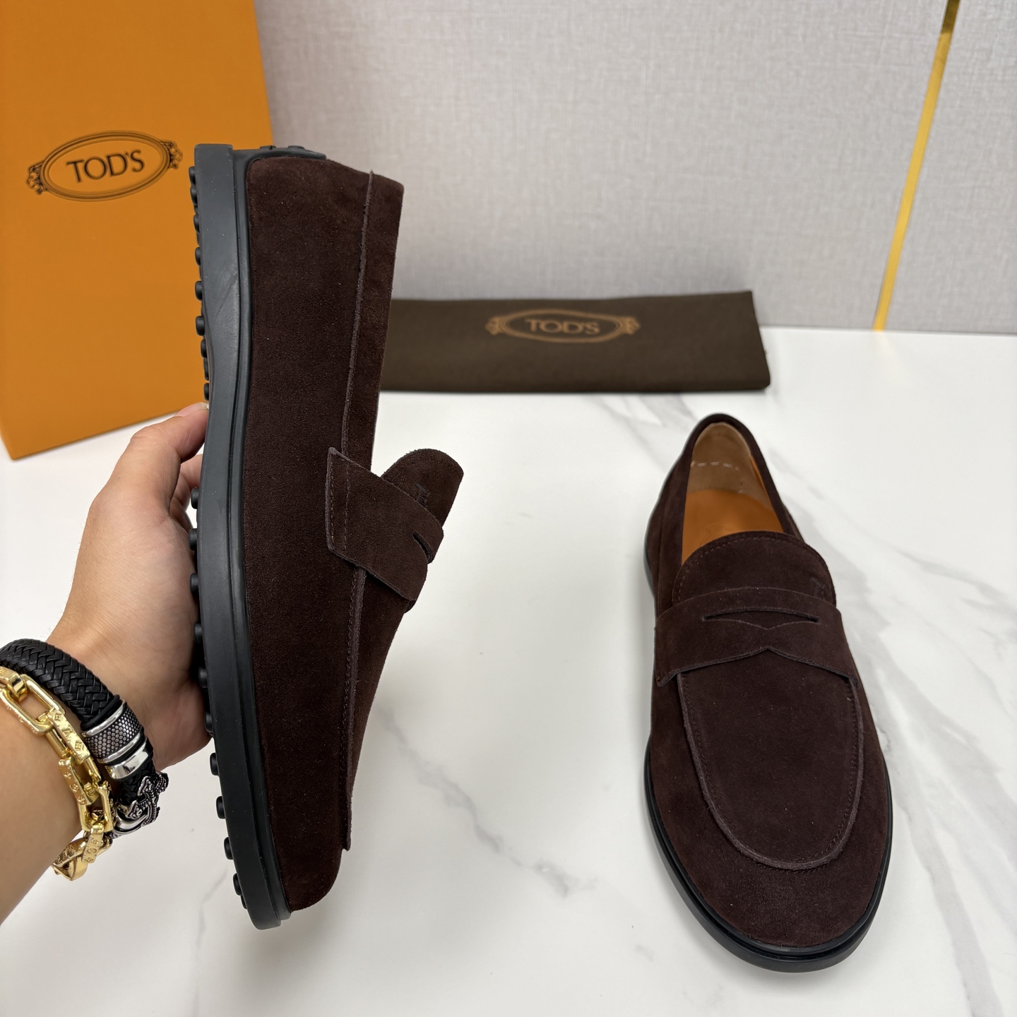 💋💍TOD*S 托德-斯 新品拉菲草（汤德森）OTV绒面皮革乐福鞋上🆕 官方 6,300 本款便鞋面料来