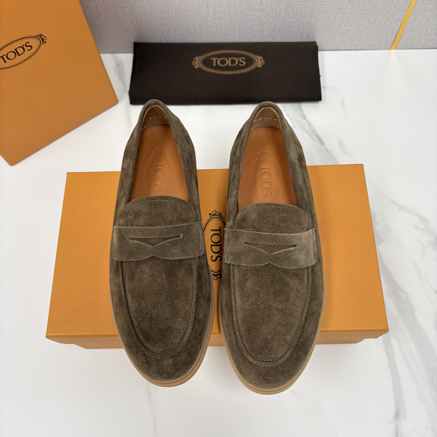 💋💍TOD*S 托德-斯 新品拉菲草（汤德森）OTV绒面皮革乐福鞋上🆕 官方 6,300 本款便鞋面料来