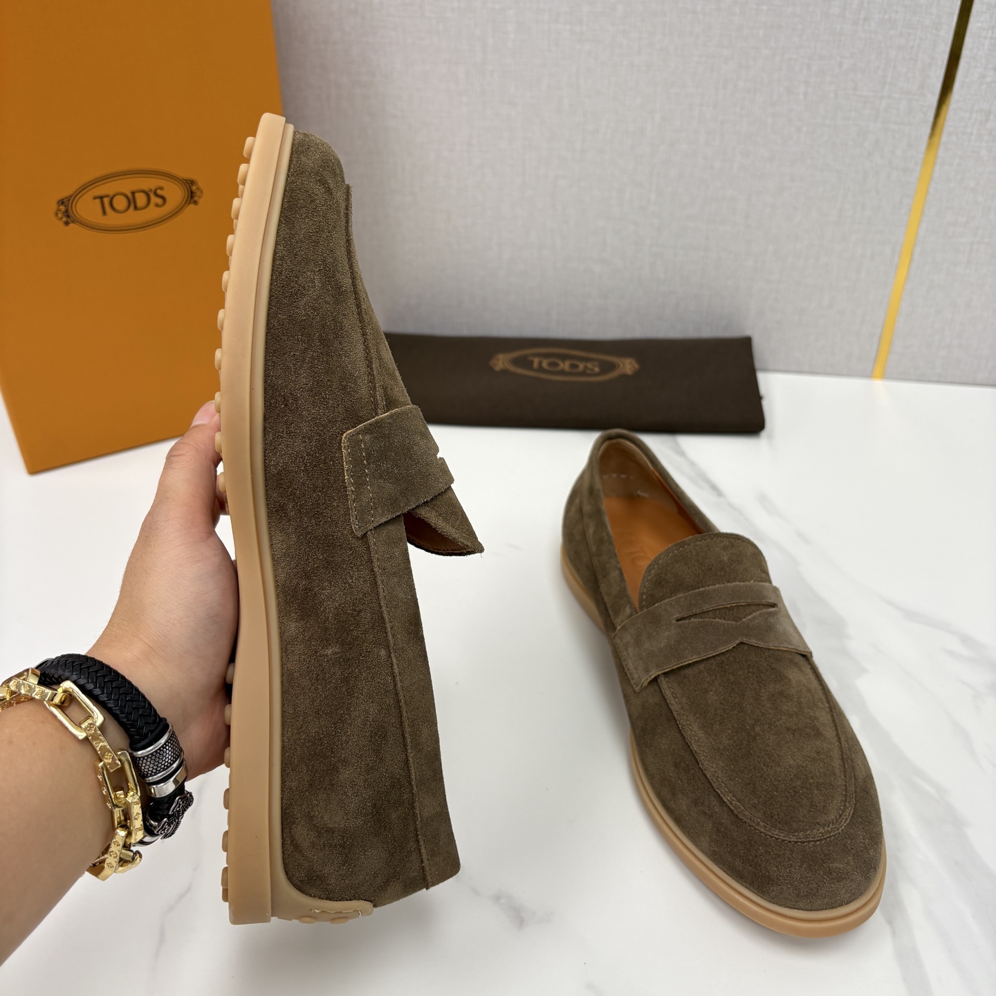 💋💍TOD*S 托德-斯 新品拉菲草（汤德森）OTV绒面皮革乐福鞋上🆕 官方 6,300 本款便鞋面料来