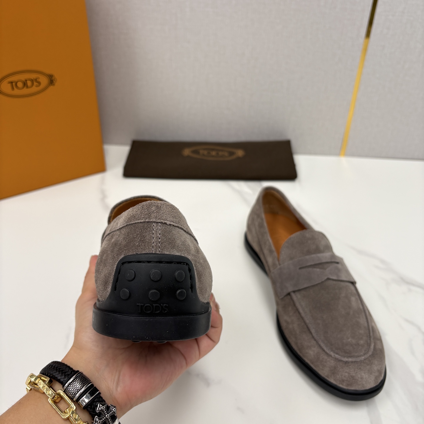 💋💍TOD*S 托德-斯 新品拉菲草（汤德森）OTV绒面皮革乐福鞋上🆕 官方 6,300 本款便鞋面料来
