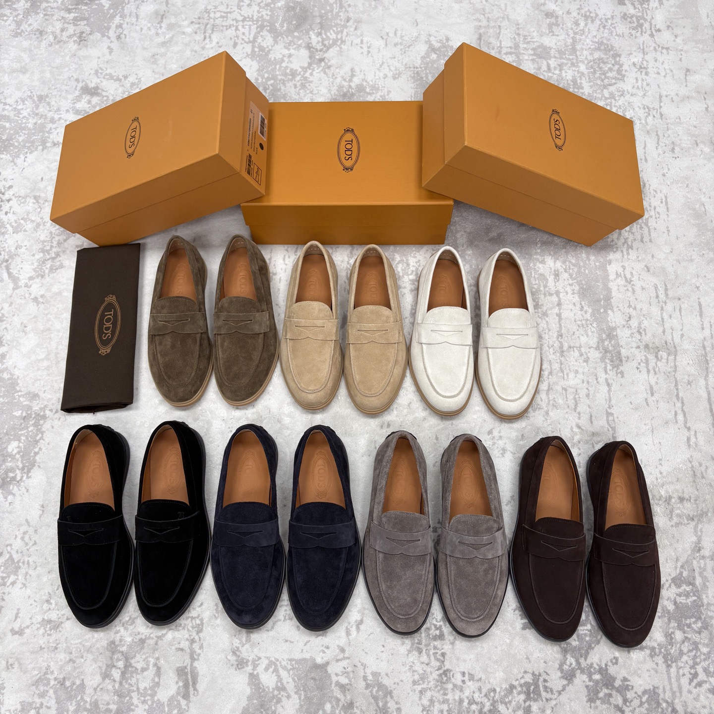 💋💍TOD*S 托德-斯 新品拉菲草（汤德森）OTV绒面皮革乐福鞋上🆕 官方 6,300 本款便鞋面料来