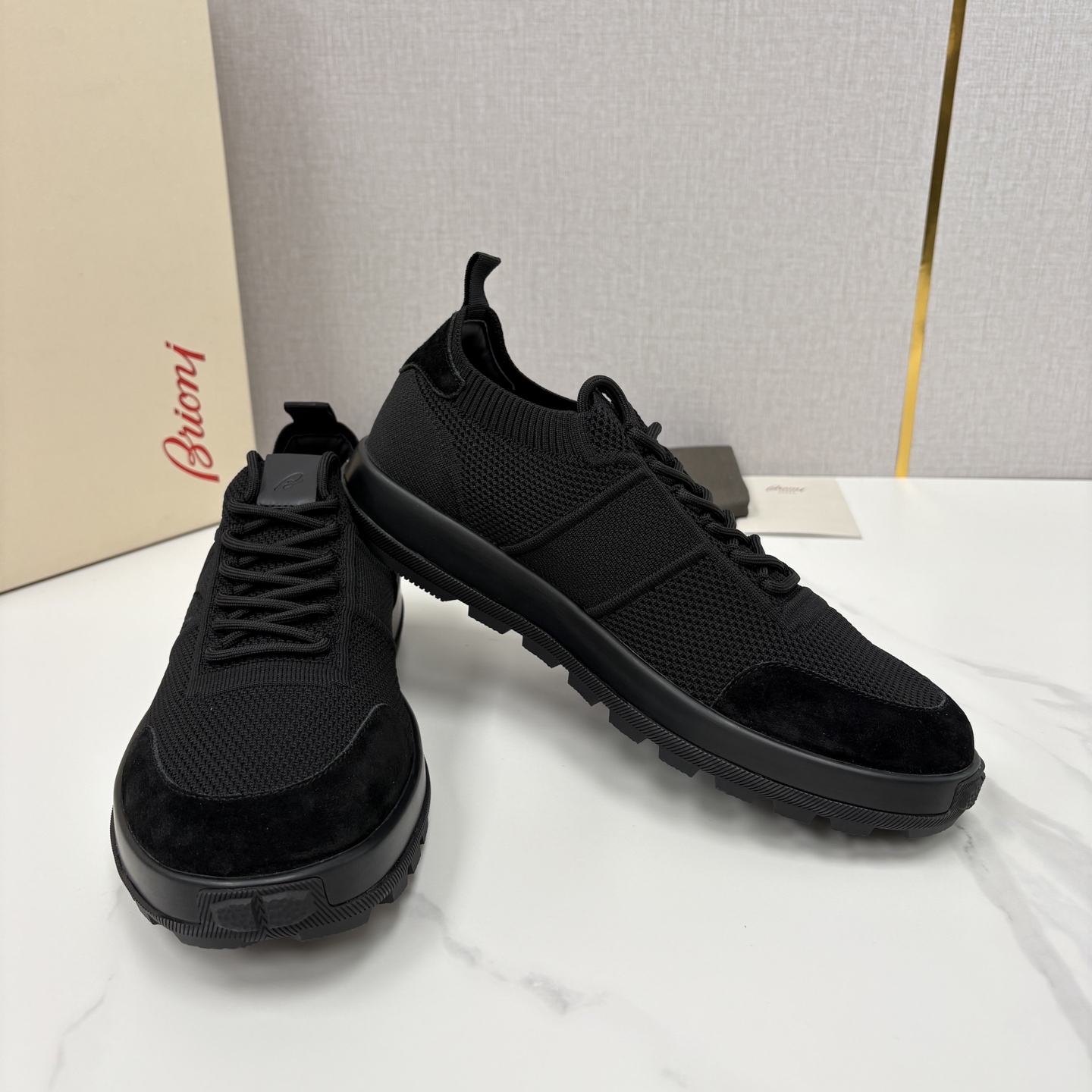 💋💍 Brion* （布里-奥尼） 男士新款轻奢休闲运动鞋 该品牌于1945年创立于意大利罗马的男装奢侈