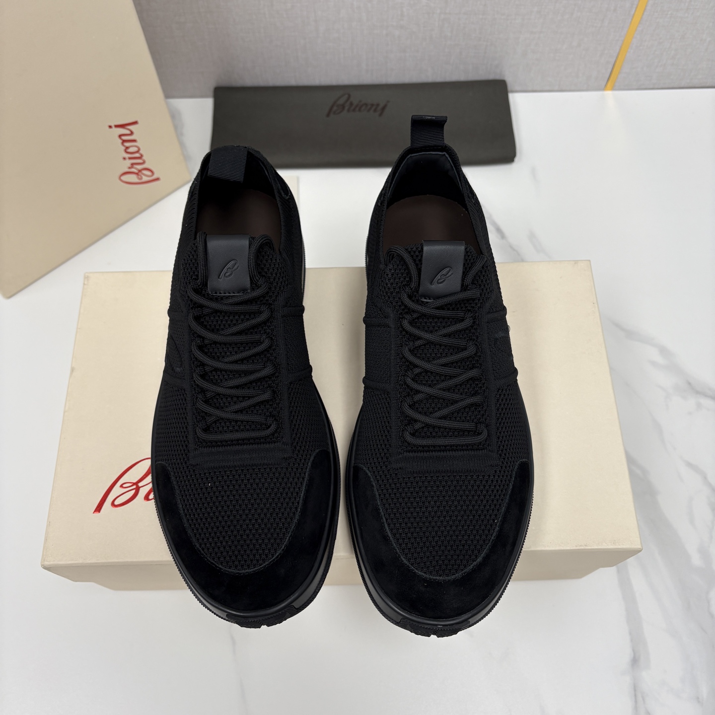 💋💍 Brion* （布里-奥尼） 男士新款轻奢休闲运动鞋 该品牌于1945年创立于意大利罗马的男装奢侈