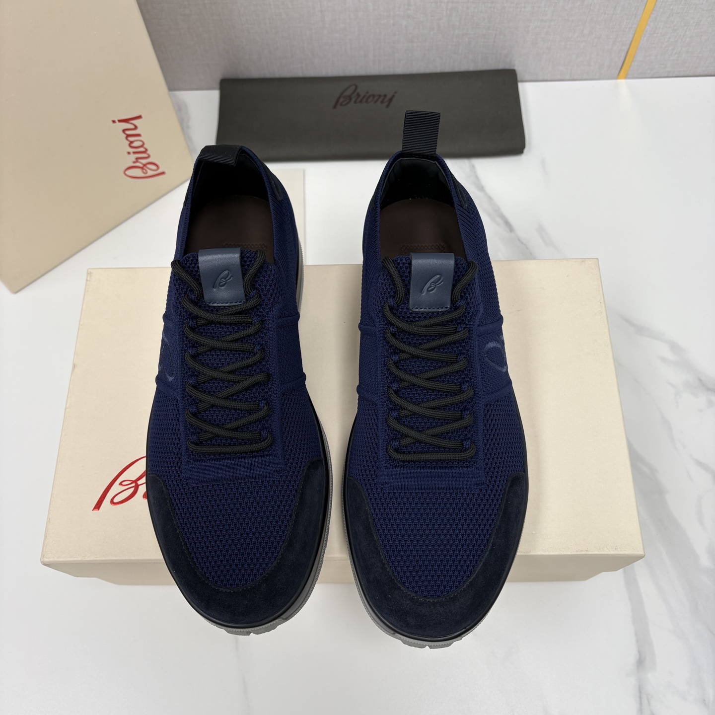 💋💍 Brion* （布里-奥尼） 男士新款轻奢休闲运动鞋 该品牌于1945年创立于意大利罗马的男装奢侈
