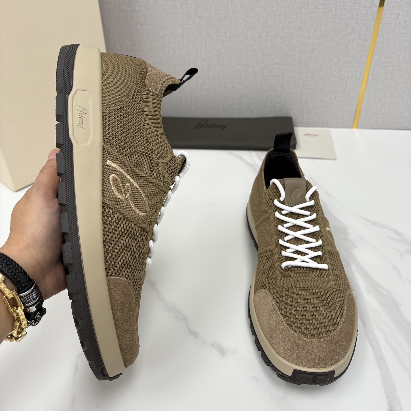 💋💍 Brion* （布里-奥尼） 男士新款轻奢休闲运动鞋 该品牌于1945年创立于意大利罗马的男装奢侈