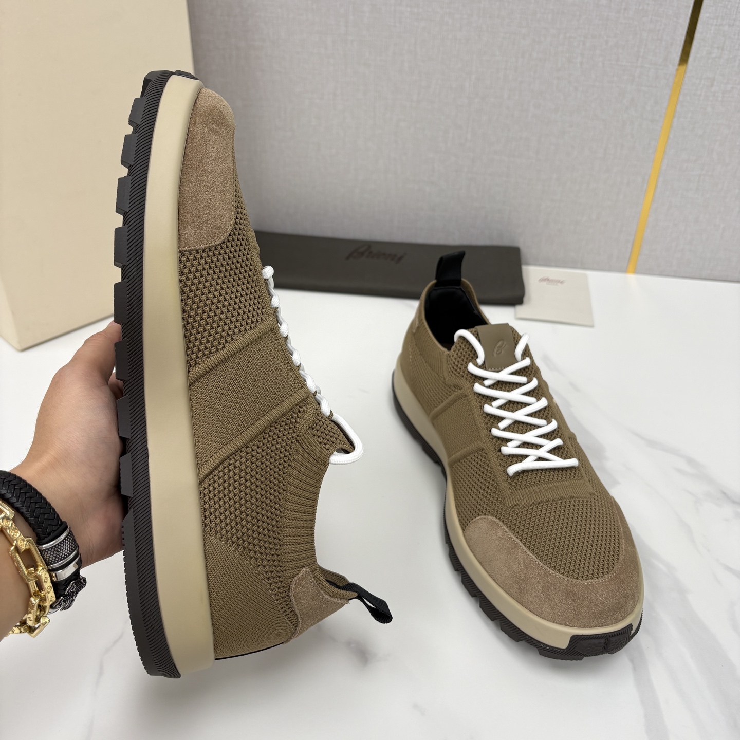 💋💍 Brion* （布里-奥尼） 男士新款轻奢休闲运动鞋 该品牌于1945年创立于意大利罗马的男装奢侈