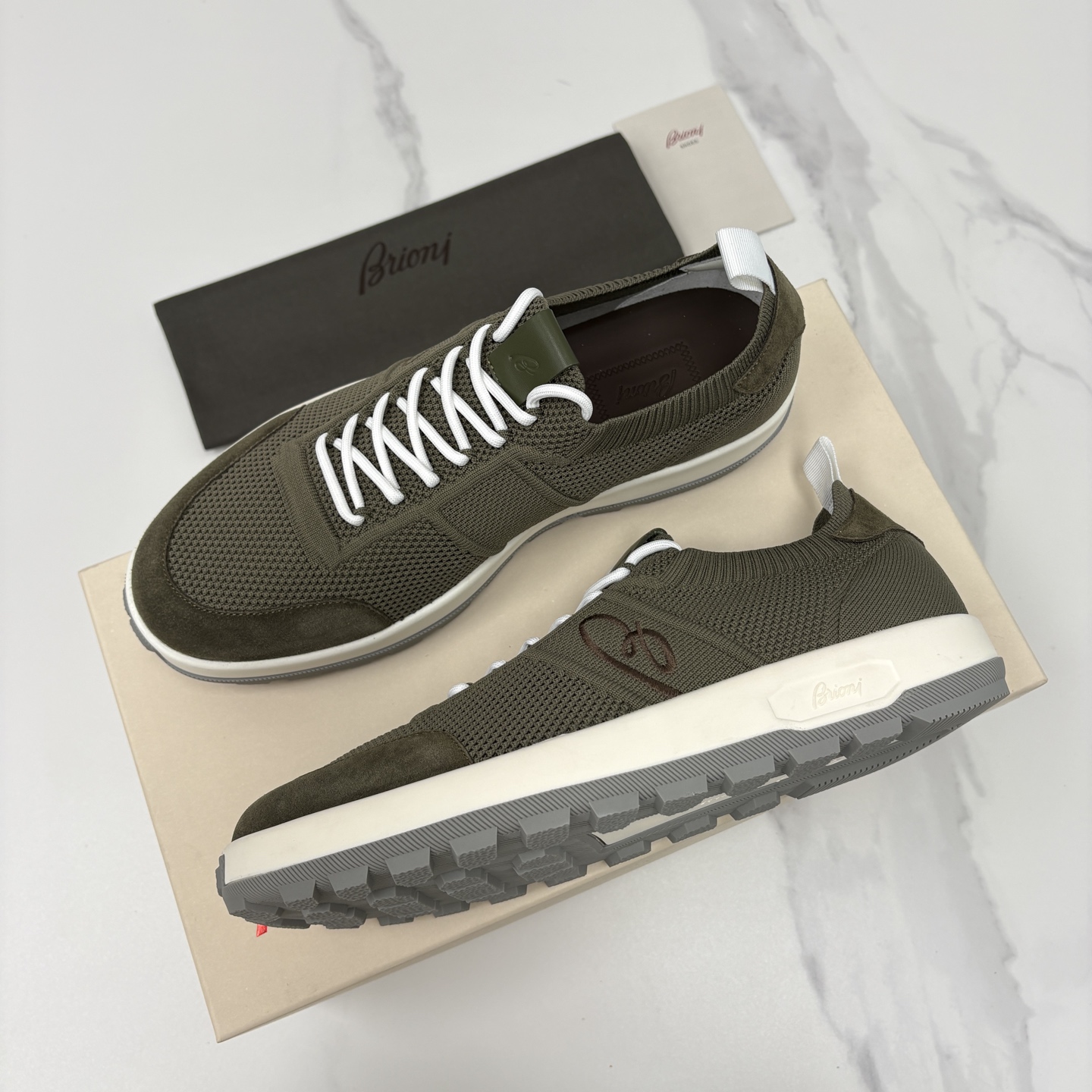 💋💍 Brion* （布里-奥尼） 男士新款轻奢休闲运动鞋 该品牌于1945年创立于意大利罗马的男装奢侈