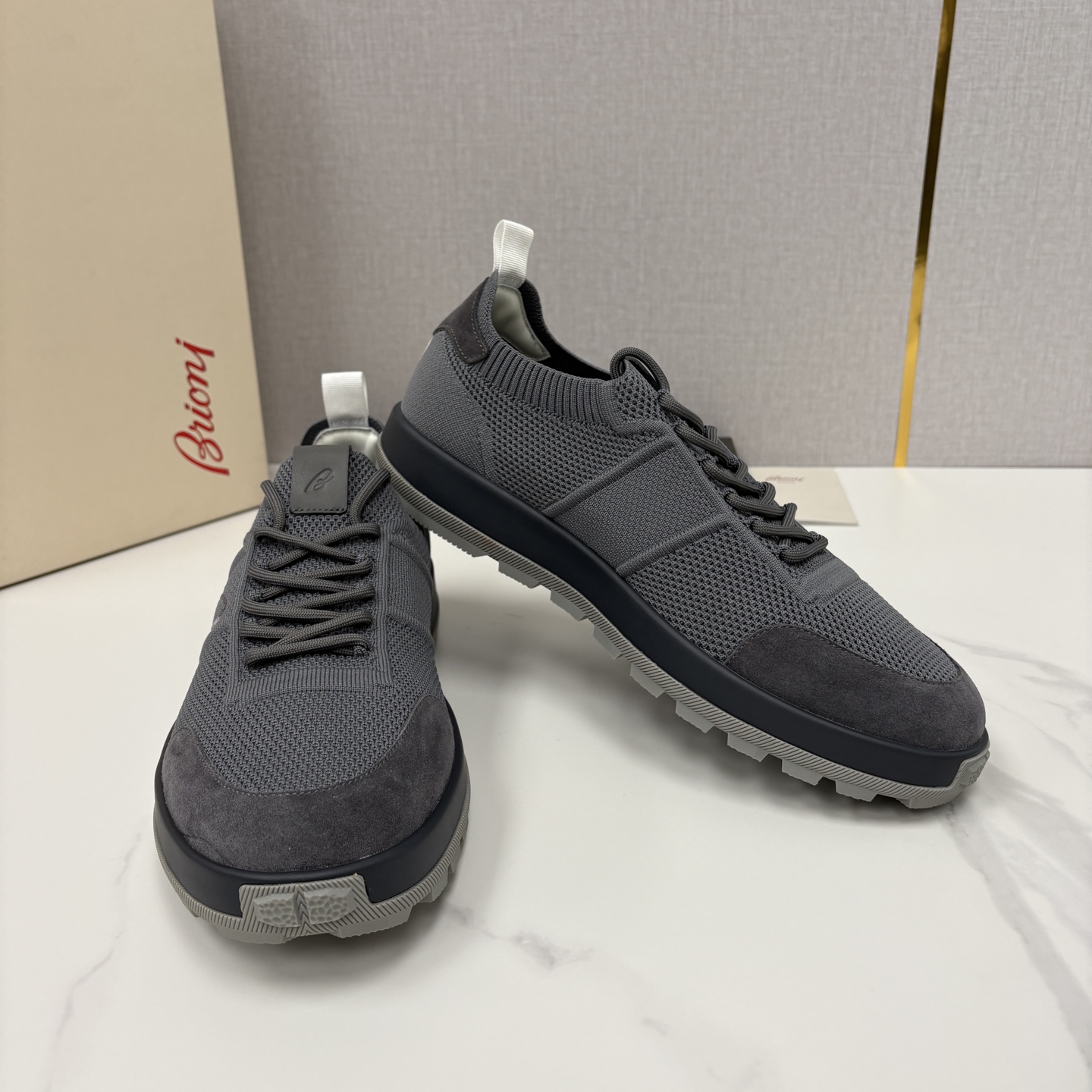 💋💍 Brion* （布里-奥尼） 男士新款轻奢休闲运动鞋 该品牌于1945年创立于意大利罗马的男装奢侈