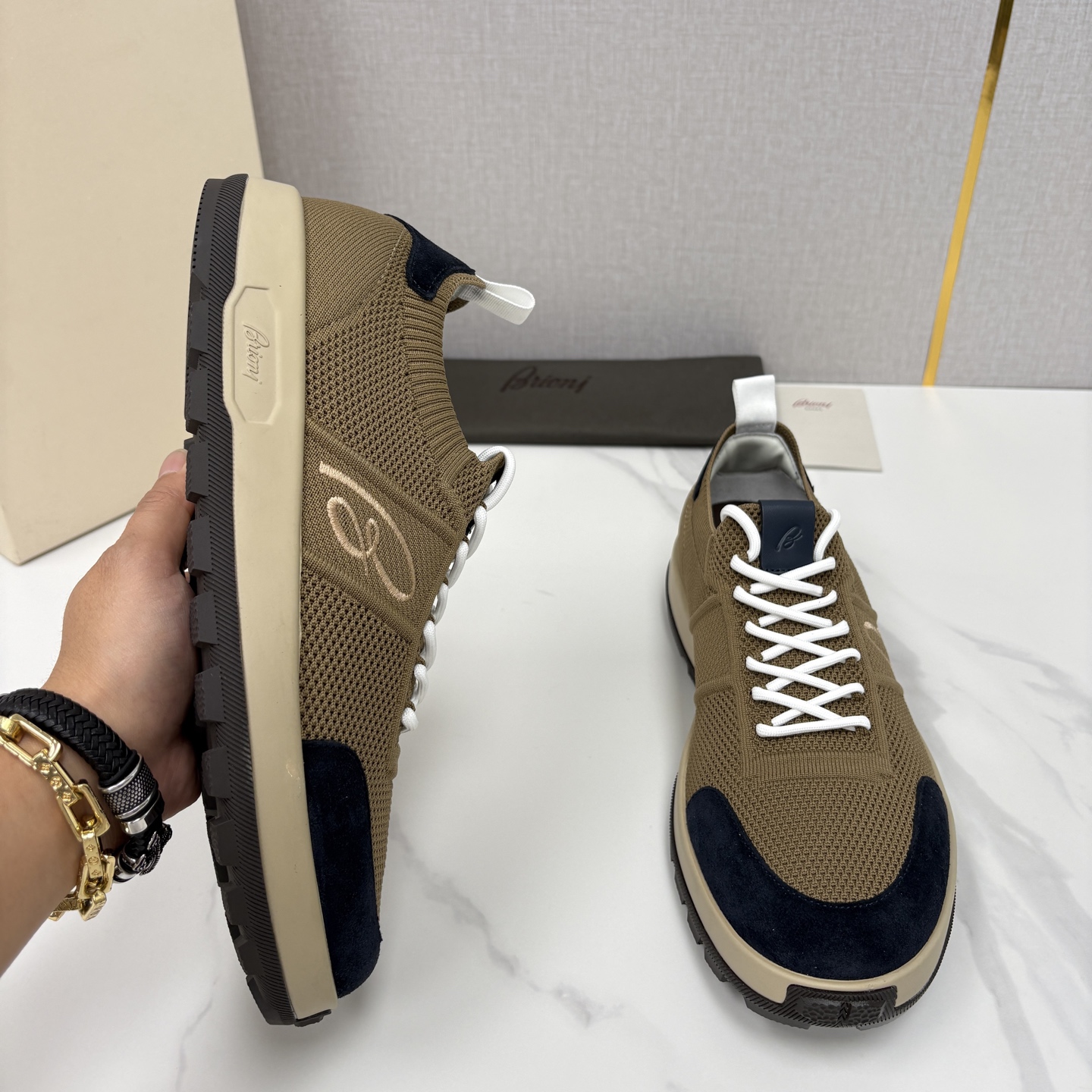 💋💍 Brion* （布里-奥尼） 男士新款轻奢休闲运动鞋 该品牌于1945年创立于意大利罗马的男装奢侈