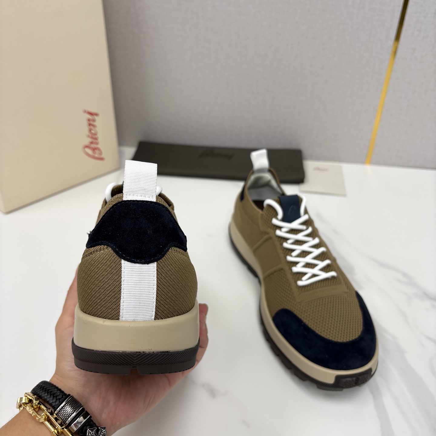 💋💍 Brion* （布里-奥尼） 男士新款轻奢休闲运动鞋 该品牌于1945年创立于意大利罗马的男装奢侈