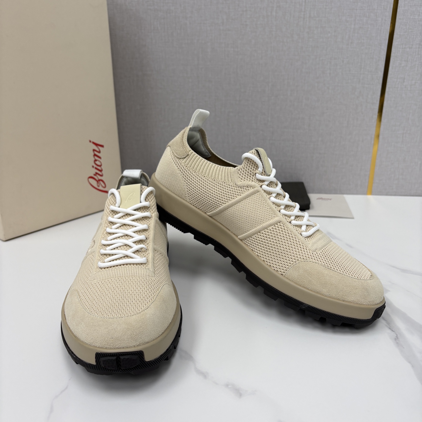 💋💍 Brion* （布里-奥尼） 男士新款轻奢休闲运动鞋 该品牌于1945年创立于意大利罗马的男装奢侈