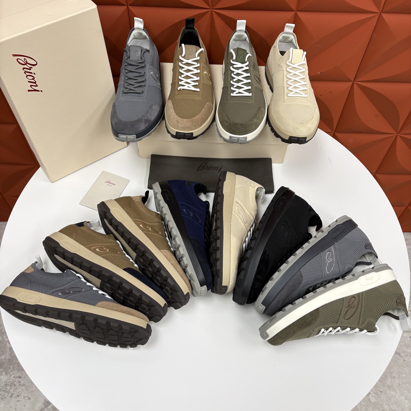 💋💍 Brion* （布里-奥尼） 男士新款轻奢休闲运动鞋 该品牌于1945年创立于意大利罗马的男装奢侈
