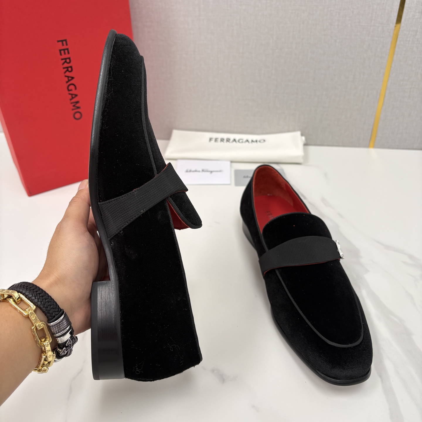 💋💍 SF 菲拉** 专柜同步新款 男士便鞋 可休闲可正装莫卡辛乐福皮鞋 经典造型体现正装时髦魅力，全新