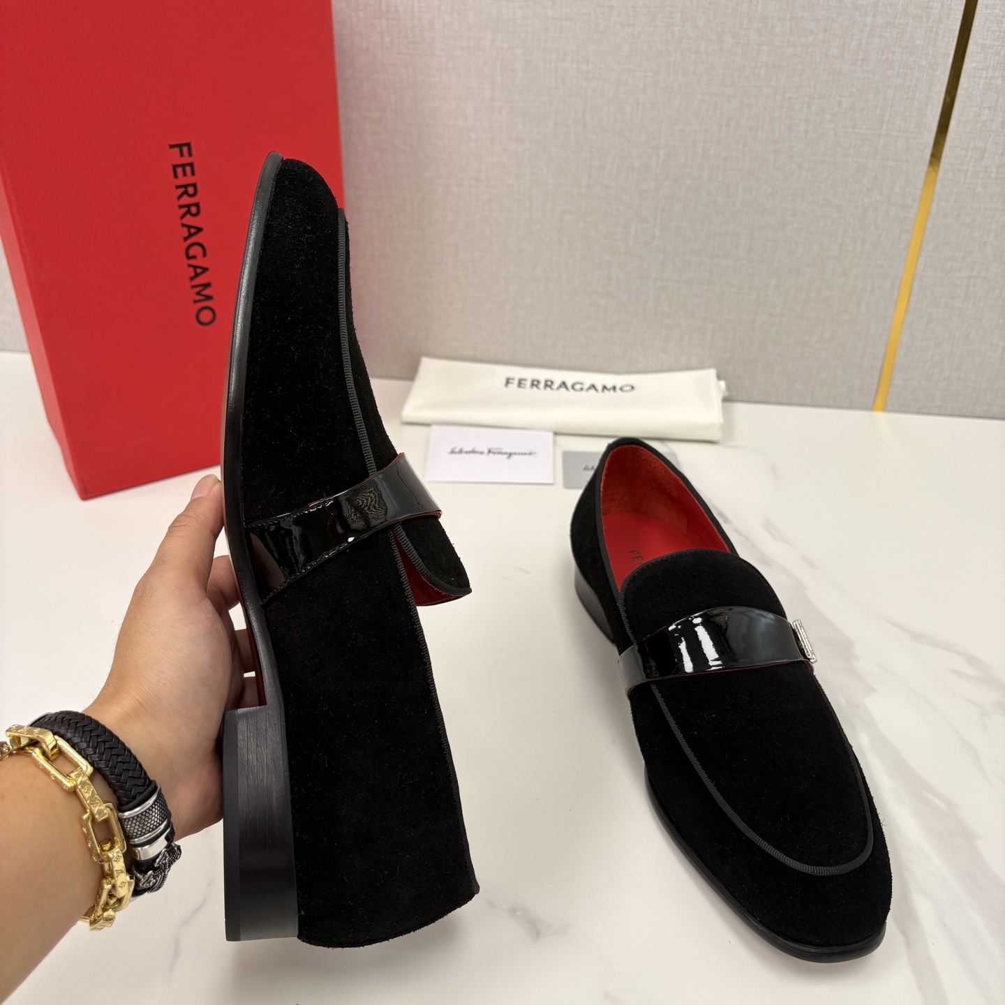 💋💍 SF 菲拉** 专柜同步新款 男士便鞋 可休闲可正装莫卡辛乐福皮鞋 经典造型体现正装时髦魅力，全新