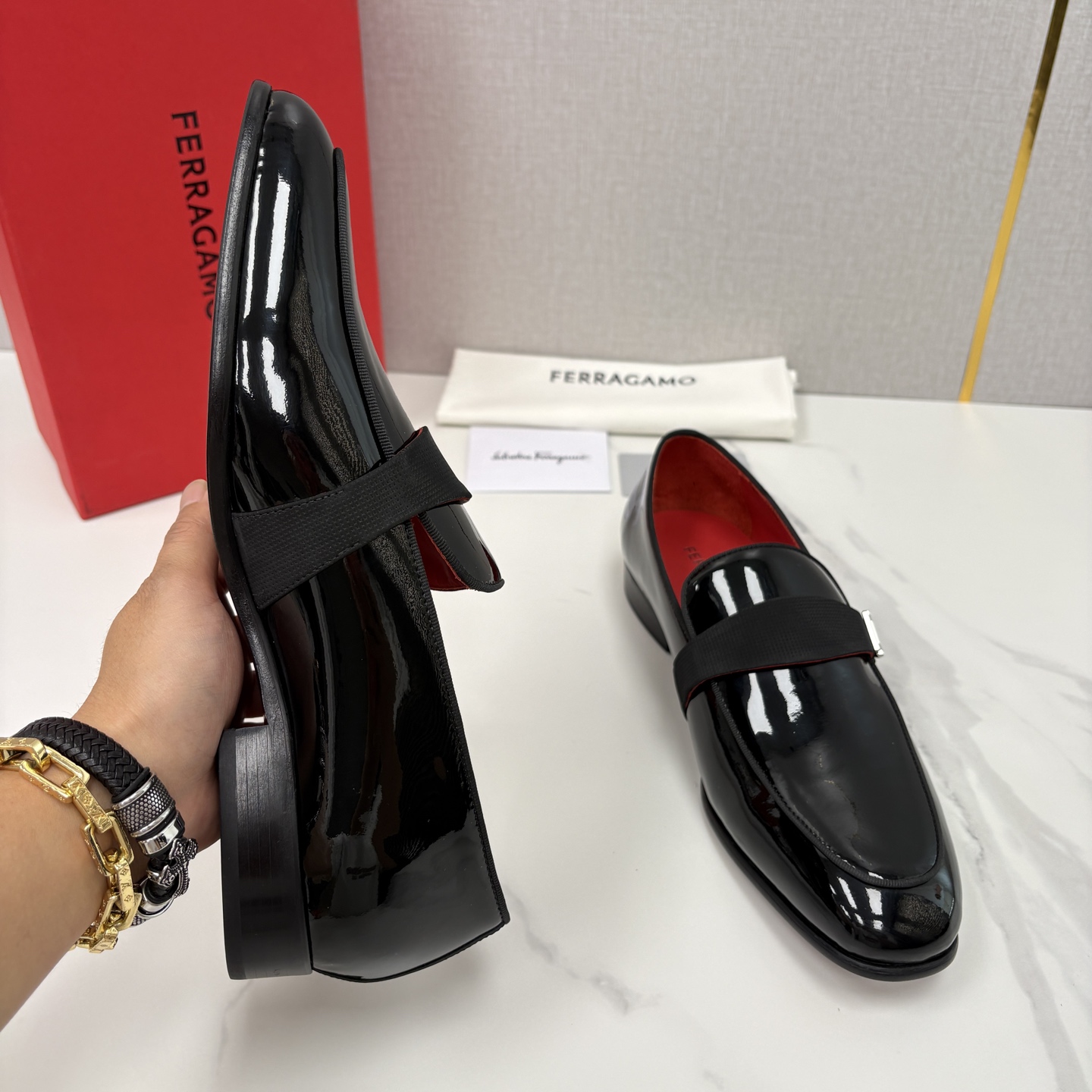 💋💍 SF 菲拉** 专柜同步新款 男士便鞋 可休闲可正装莫卡辛乐福皮鞋 经典造型体现正装时髦魅力，全新