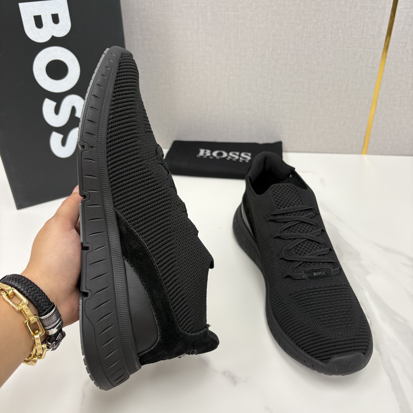 💋💍BOSS 男士新款 HUG*O BOSS 作为德国高端轻奢男装品牌，以极简设计、精湛工艺与都市质感著