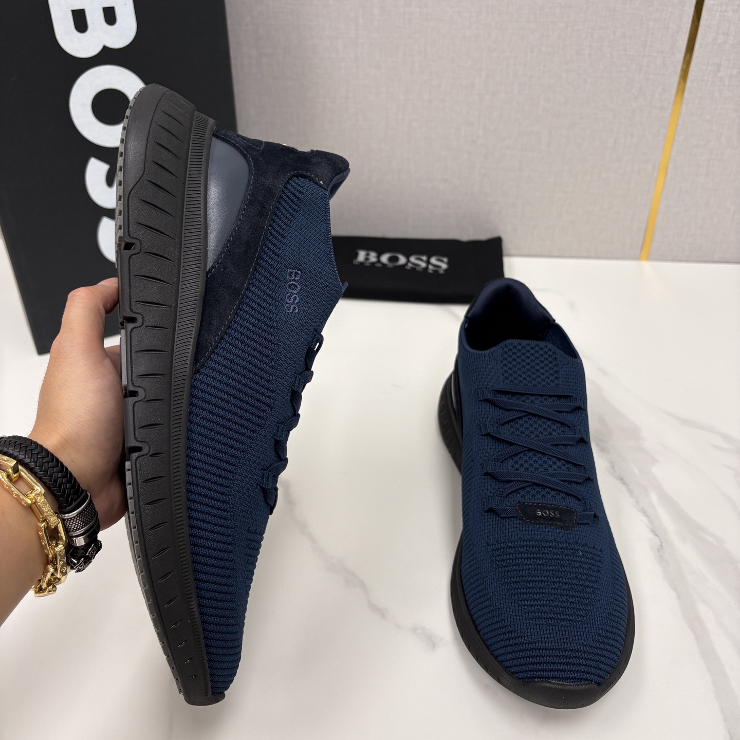 💋💍BOSS 男士新款 HUG*O BOSS 作为德国高端轻奢男装品牌，以极简设计、精湛工艺与都市质感著