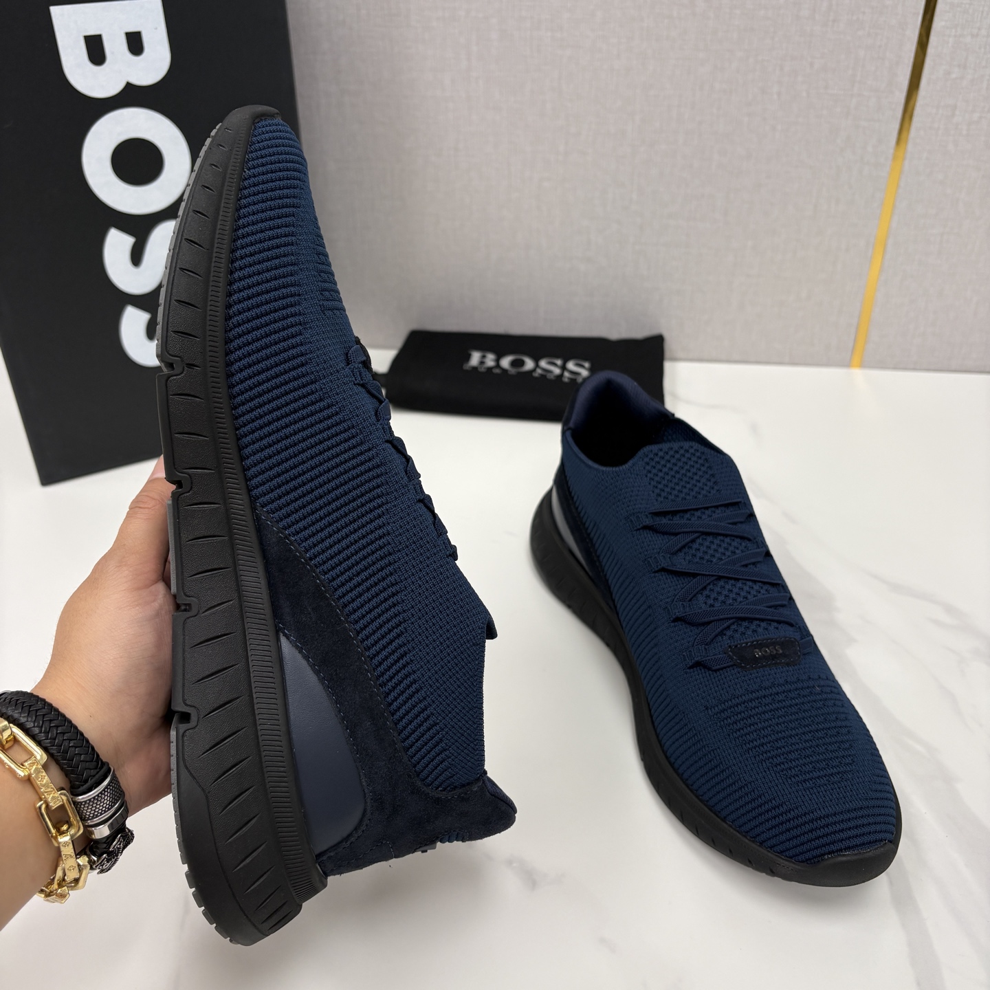 💋💍BOSS 男士新款 HUG*O BOSS 作为德国高端轻奢男装品牌，以极简设计、精湛工艺与都市质感著