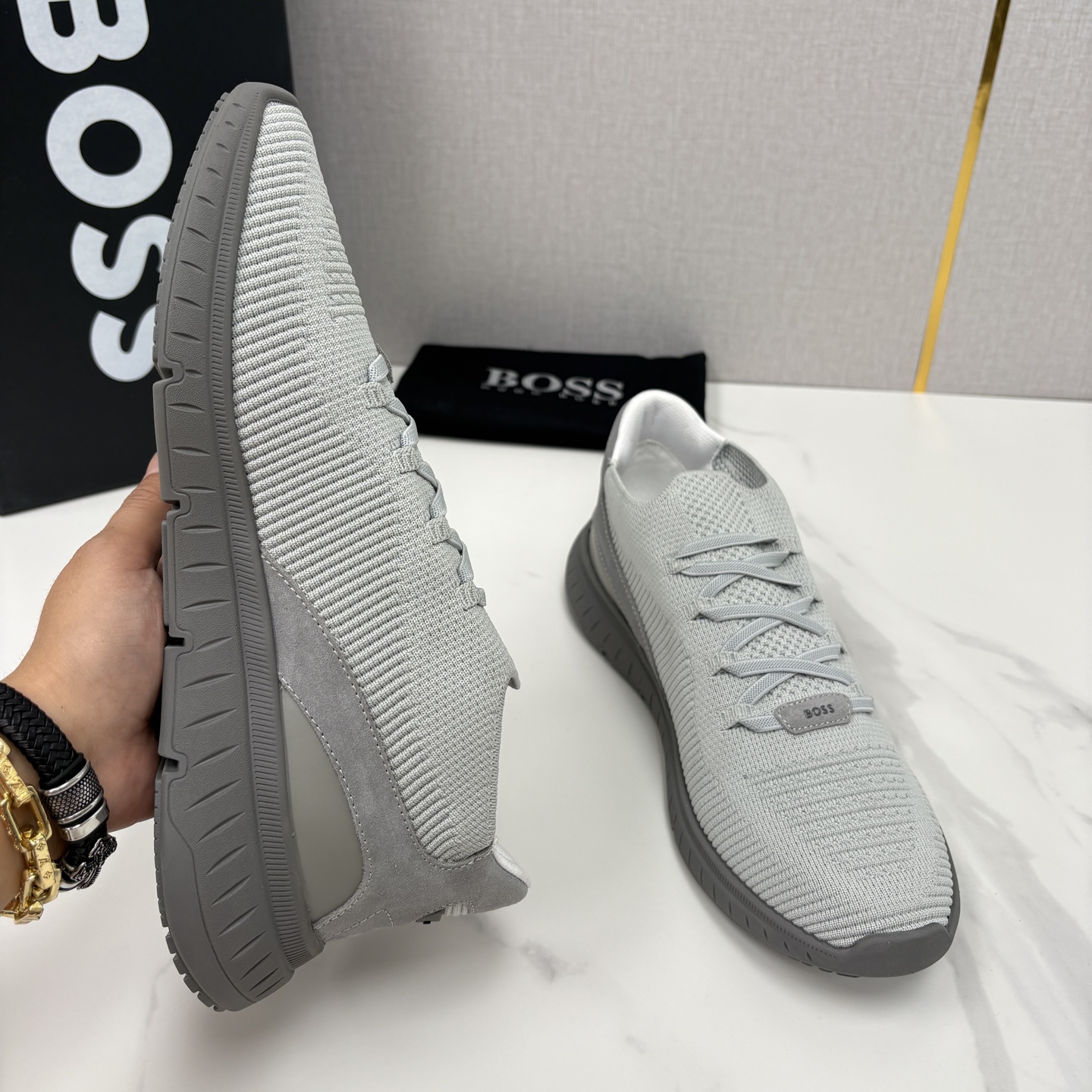 💋💍BOSS 男士新款 HUG*O BOSS 作为德国高端轻奢男装品牌，以极简设计、精湛工艺与都市质感著