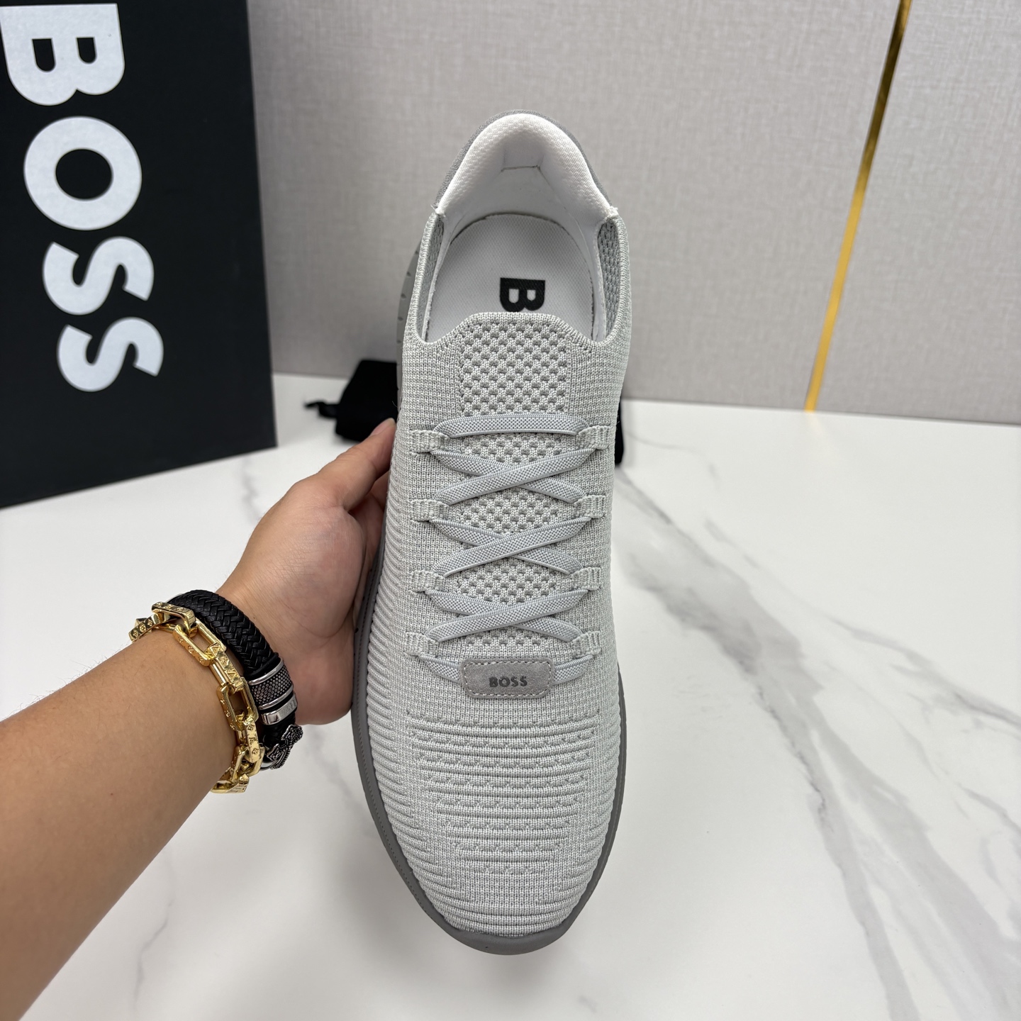 💋💍BOSS 男士新款 HUG*O BOSS 作为德国高端轻奢男装品牌，以极简设计、精湛工艺与都市质感著