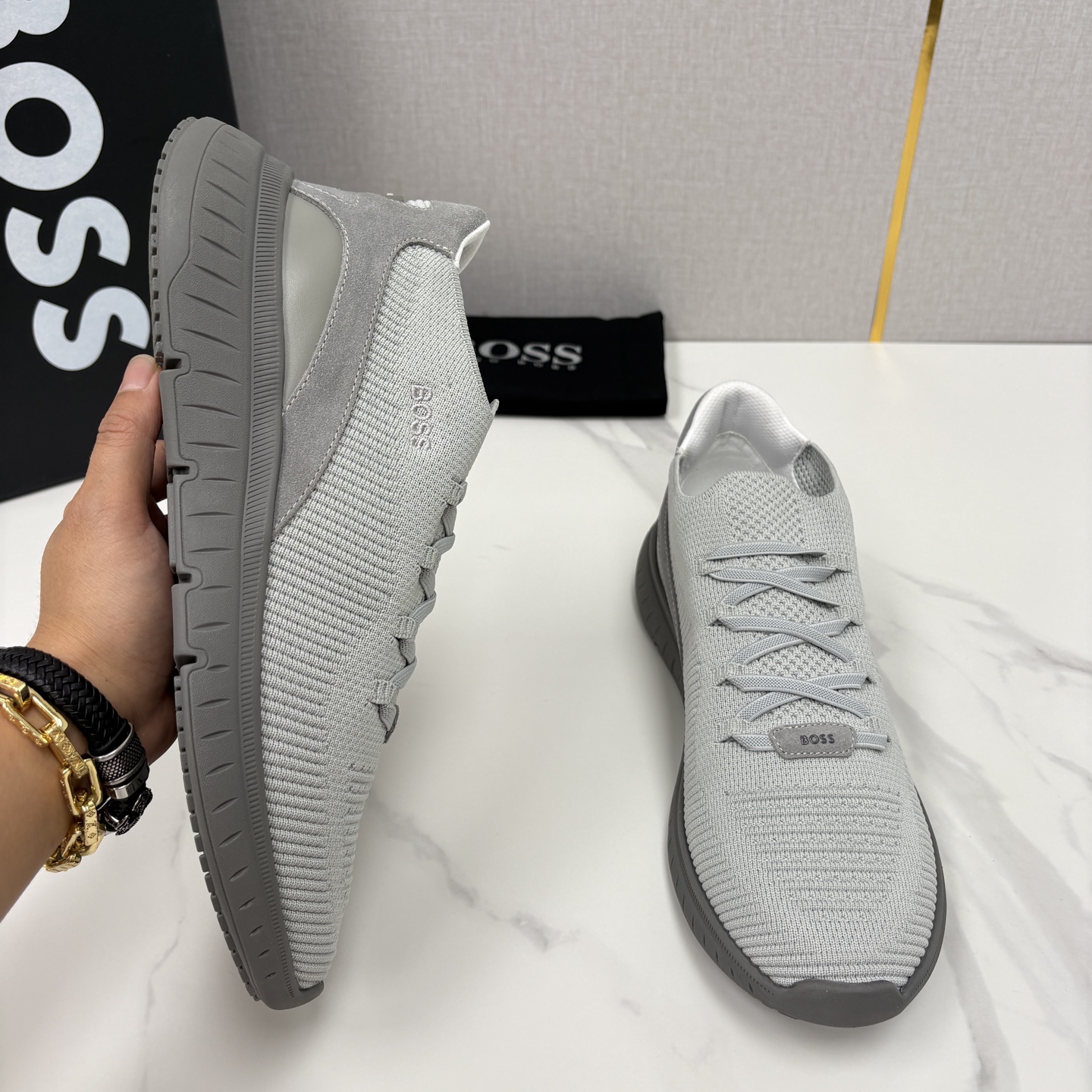 💋💍BOSS 男士新款 HUG*O BOSS 作为德国高端轻奢男装品牌，以极简设计、精湛工艺与都市质感著