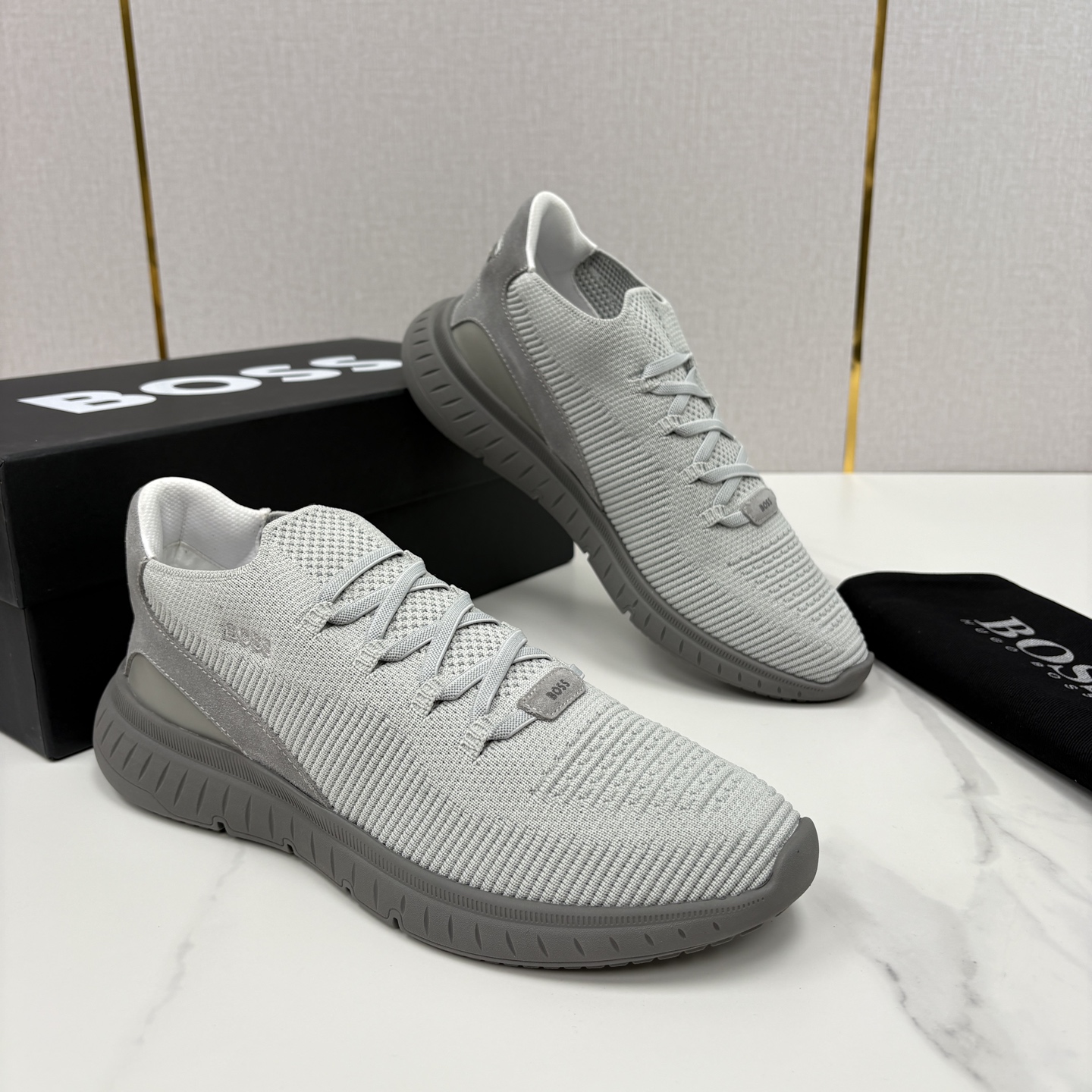 💋💍BOSS 男士新款 HUG*O BOSS 作为德国高端轻奢男装品牌，以极简设计、精湛工艺与都市质感著