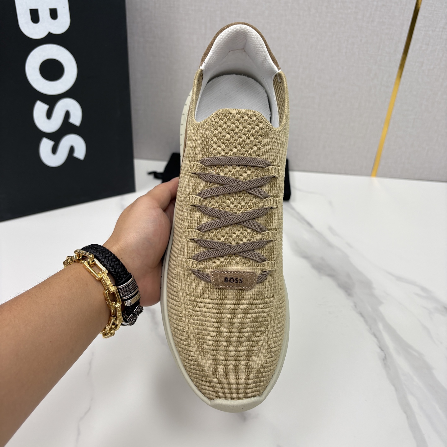 💋💍BOSS 男士新款 HUG*O BOSS 作为德国高端轻奢男装品牌，以极简设计、精湛工艺与都市质感著