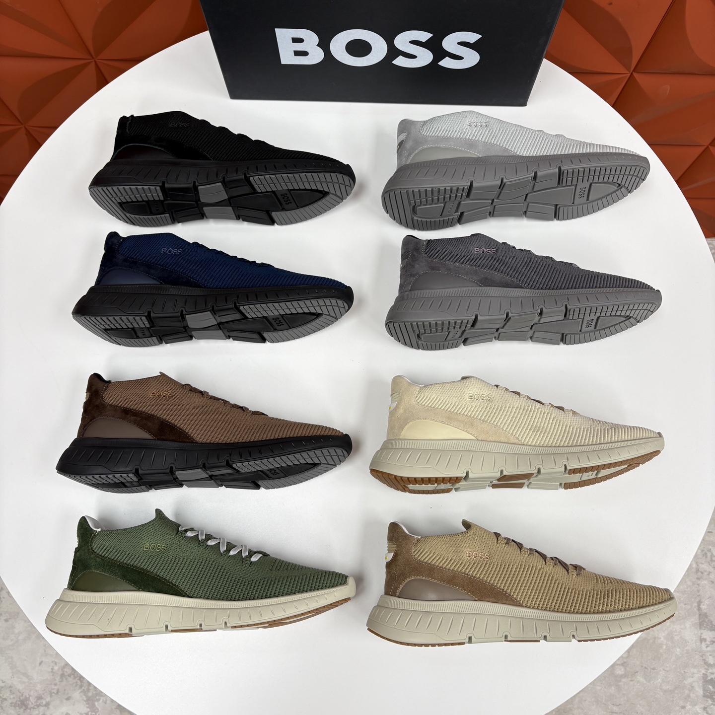 💋💍BOSS 男士新款 HUG*O BOSS 作为德国高端轻奢男装品牌，以极简设计、精湛工艺与都市质感著