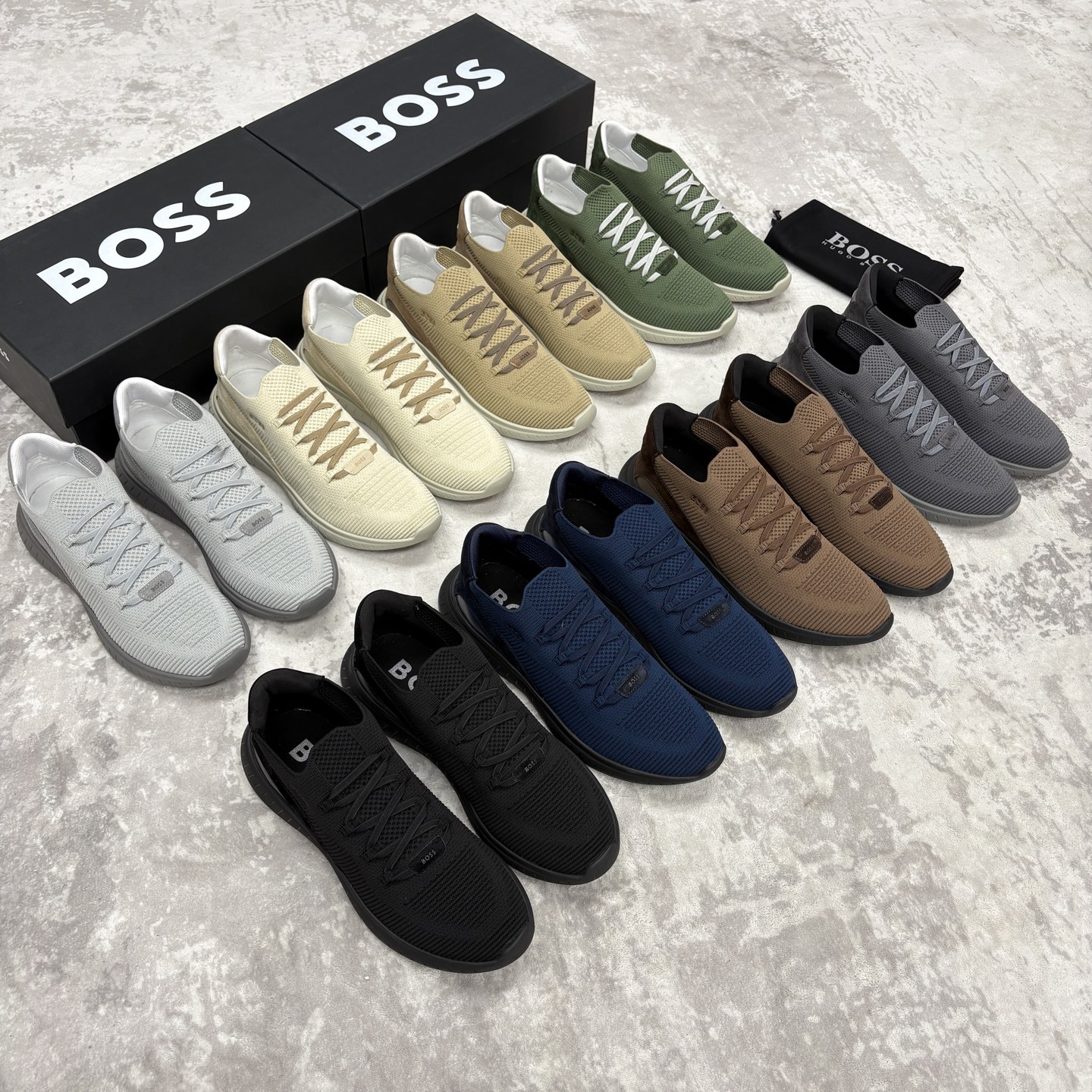 💋💍BOSS 男士新款 HUG*O BOSS 作为德国高端轻奢男装品牌，以极简设计、精湛工艺与都市质感著