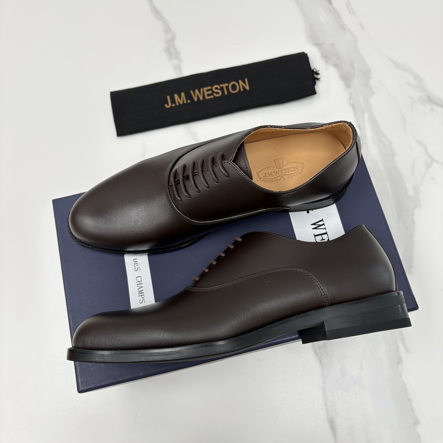 💋💍J.M.Westo*n 威士-顿 男士新品牛津鞋正装鞋皮鞋 法国顶级皮鞋品牌 当法式奢品匠艺邂逅布洛