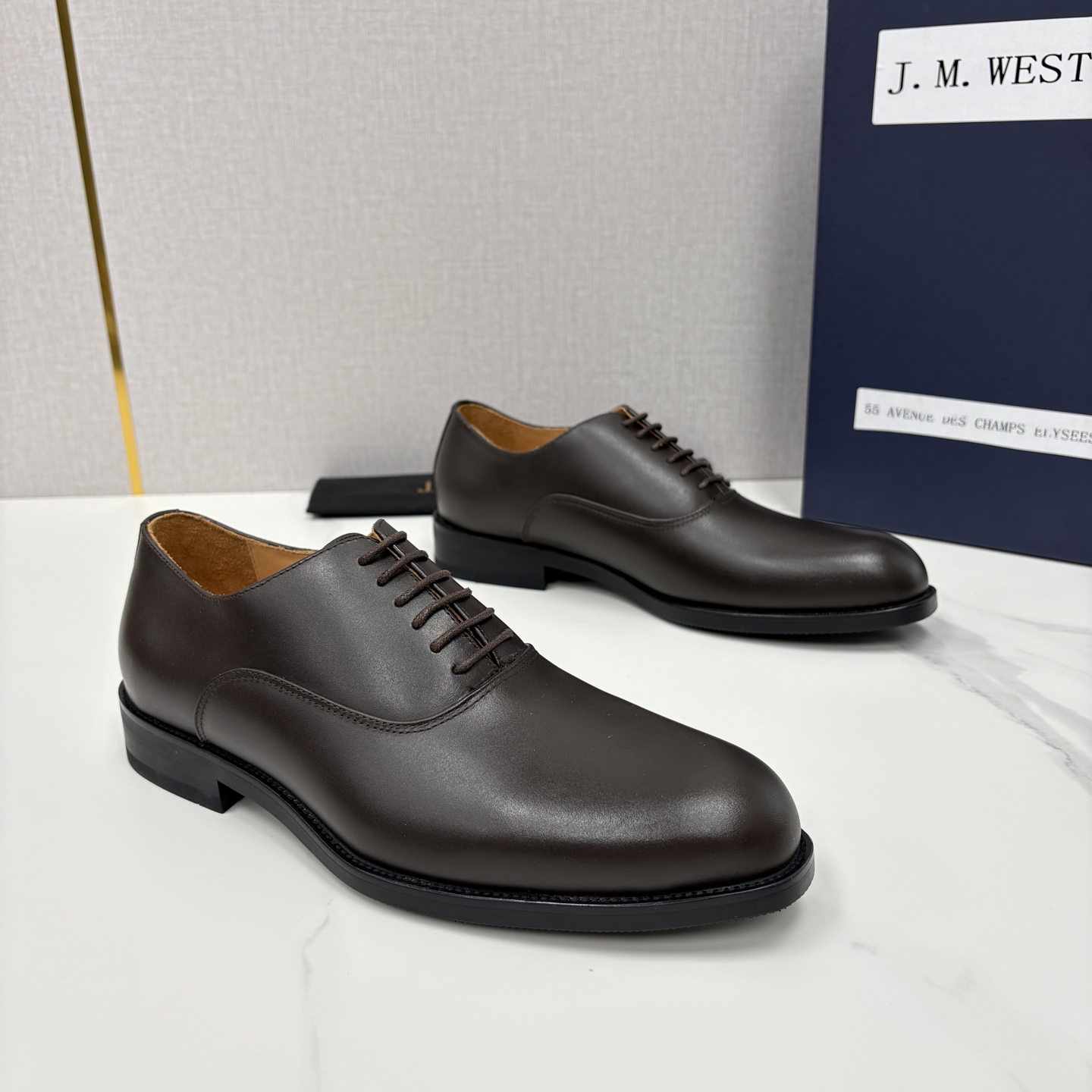 💋💍J.M.Westo*n 威士-顿 男士新品牛津鞋正装鞋皮鞋 法国顶级皮鞋品牌 当法式奢品匠艺邂逅布洛