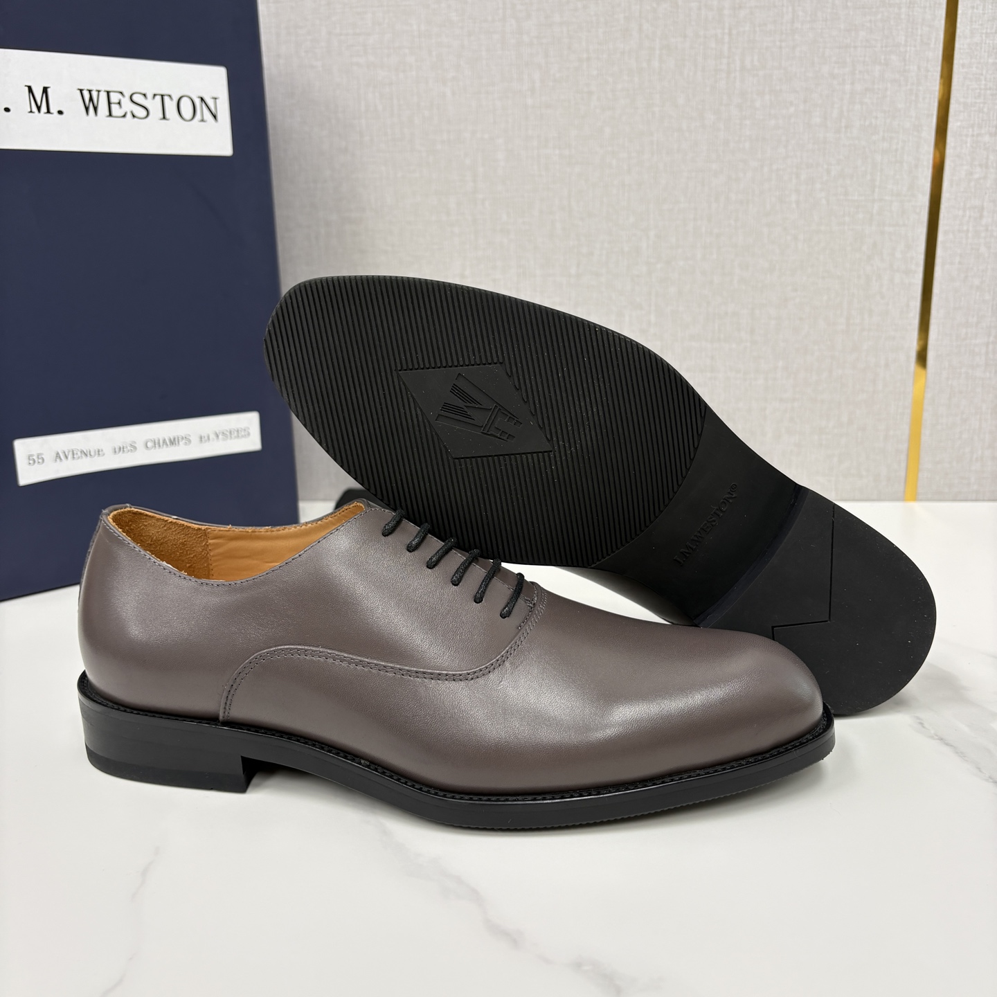 💋💍J.M.Westo*n 威士-顿 男士新品牛津鞋正装鞋皮鞋 法国顶级皮鞋品牌 当法式奢品匠艺邂逅布洛