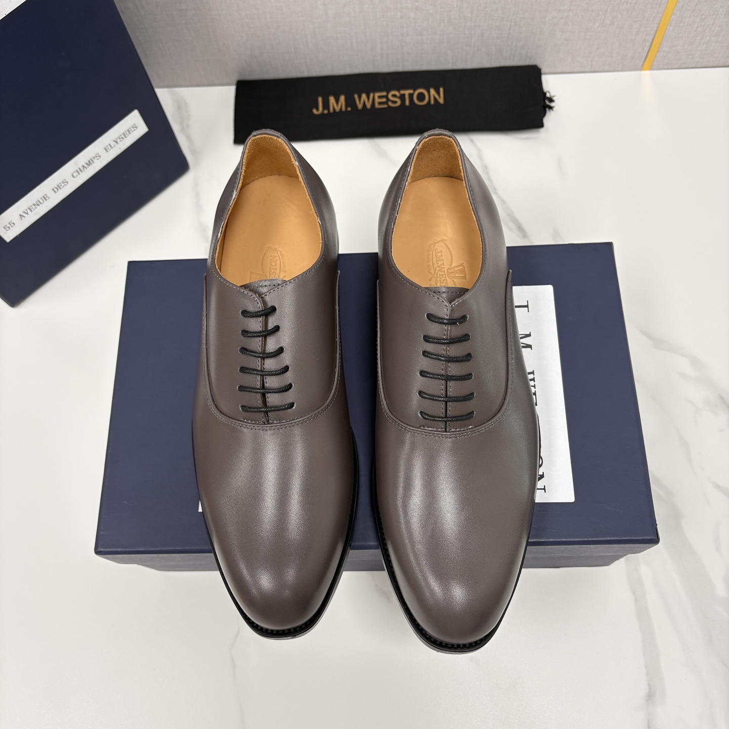 💋💍J.M.Westo*n 威士-顿 男士新品牛津鞋正装鞋皮鞋 法国顶级皮鞋品牌 当法式奢品匠艺邂逅布洛