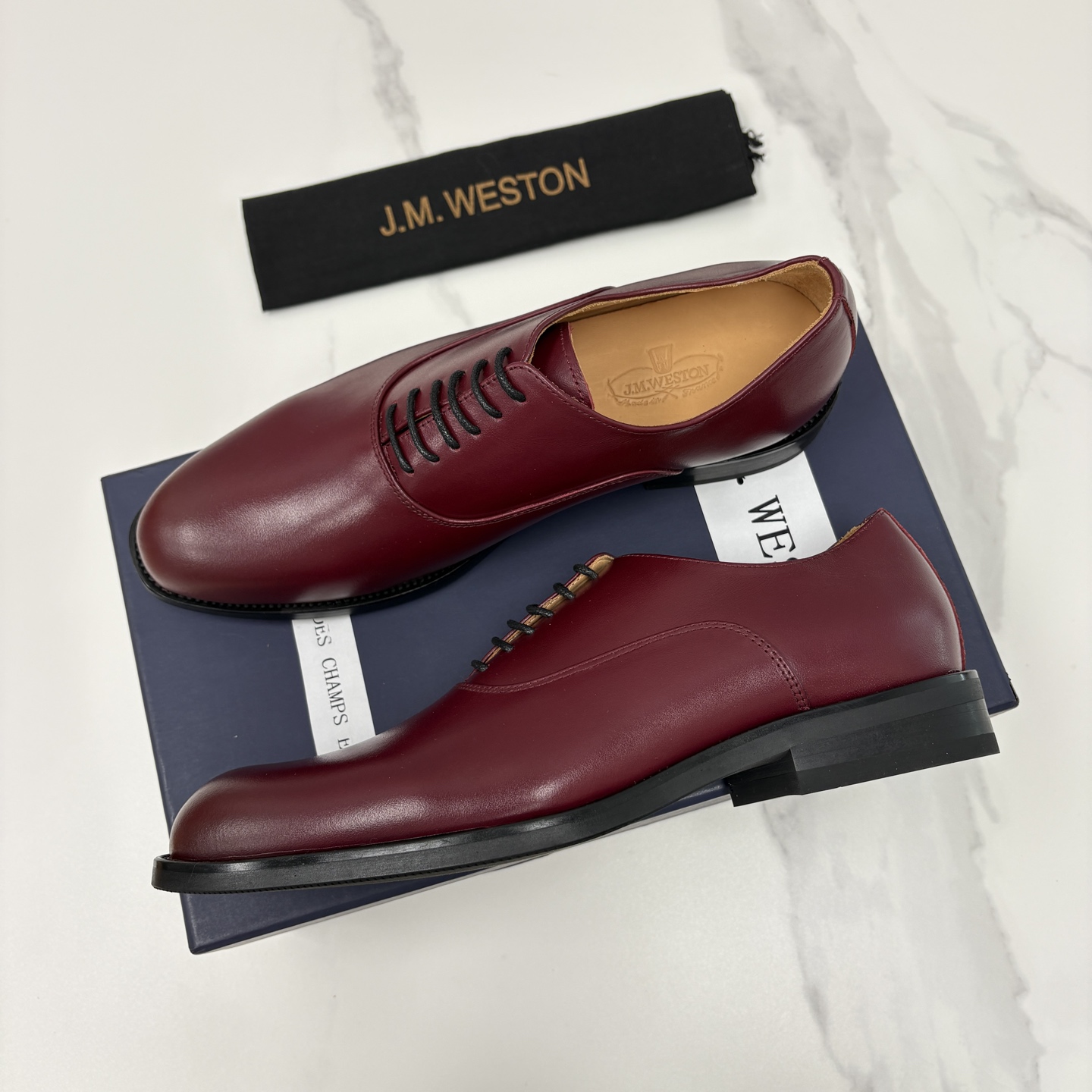 💋💍J.M.Westo*n 威士-顿 男士新品牛津鞋正装鞋皮鞋 法国顶级皮鞋品牌 当法式奢品匠艺邂逅布洛