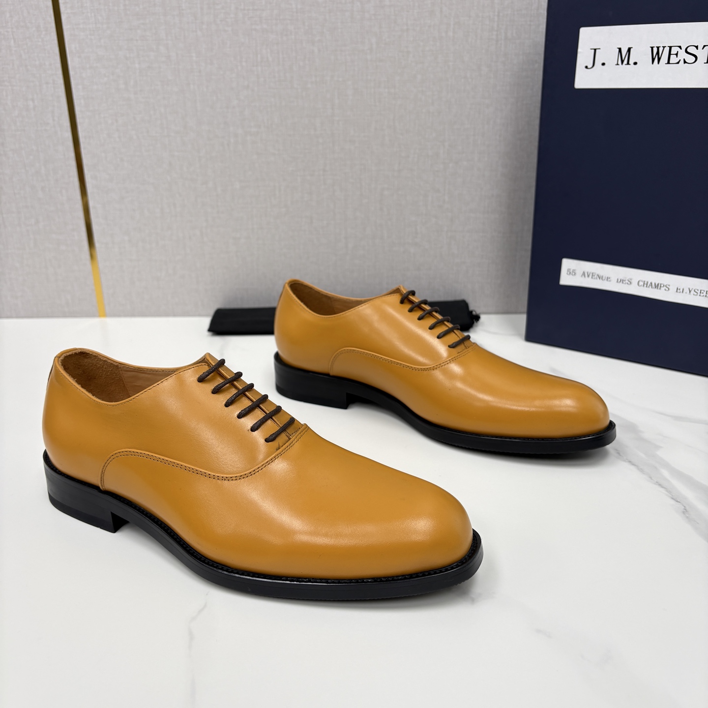 💋💍J.M.Westo*n 威士-顿 男士新品牛津鞋正装鞋皮鞋 法国顶级皮鞋品牌 当法式奢品匠艺邂逅布洛