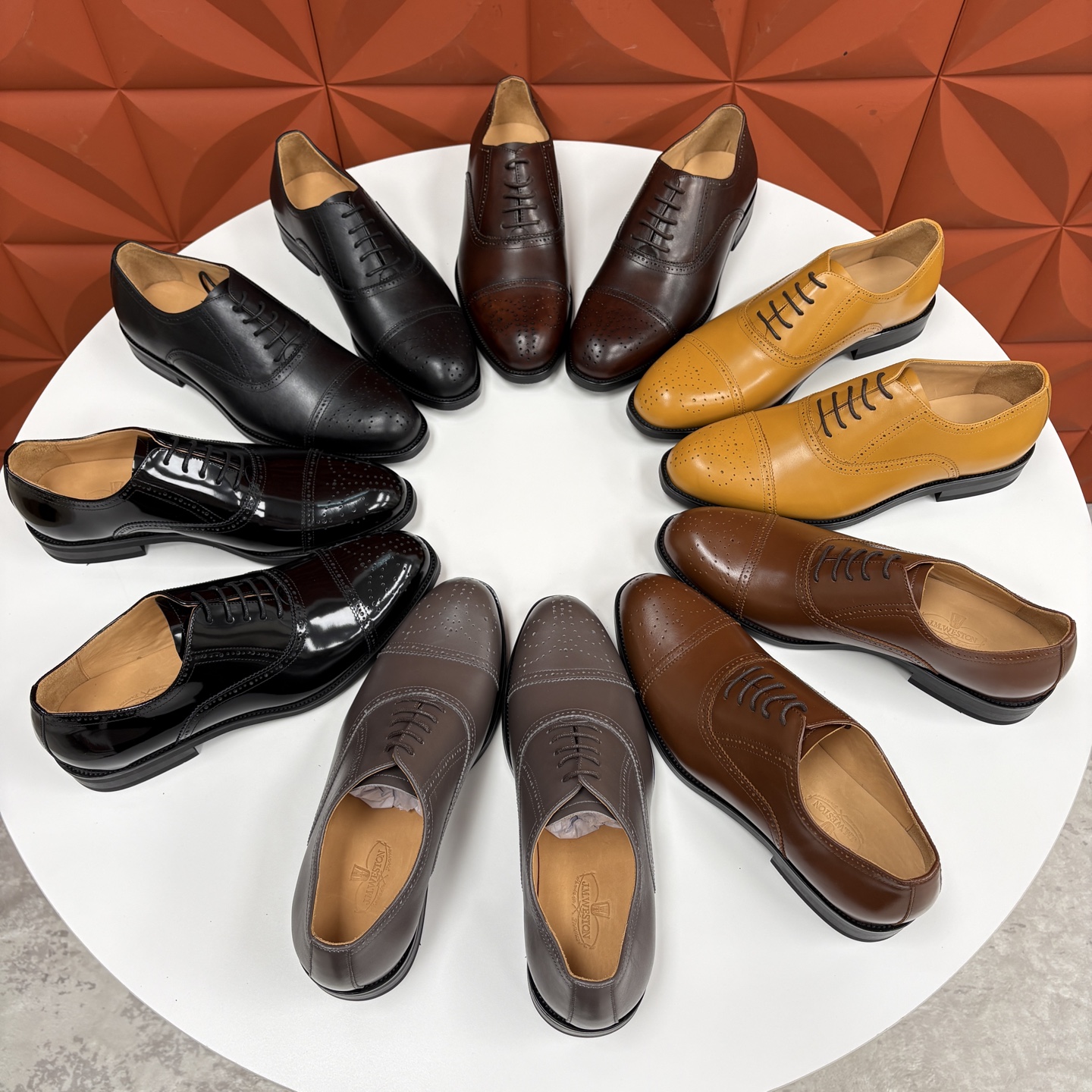 💋💍J.M.Westo*n 威士-顿 男士新品布洛克雕花三节头牛津鞋正装鞋皮鞋 法国顶级皮鞋品牌 当法式