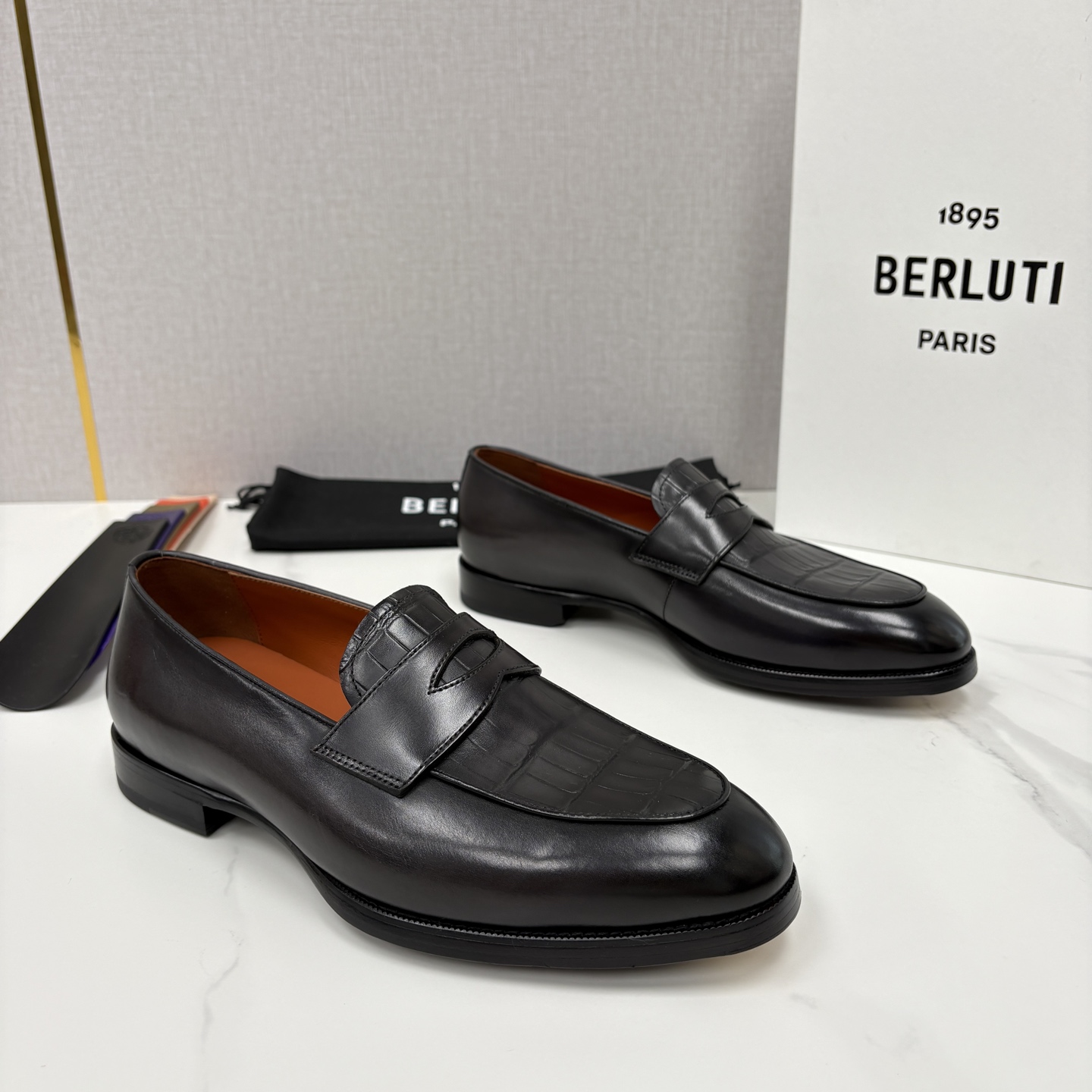💋💍BERLUT* 布鲁提 新品男士乐福鞋皮鞋 Berlut*的一款标志性鞋履 意大利进口牛皮拼接鳄鱼纹