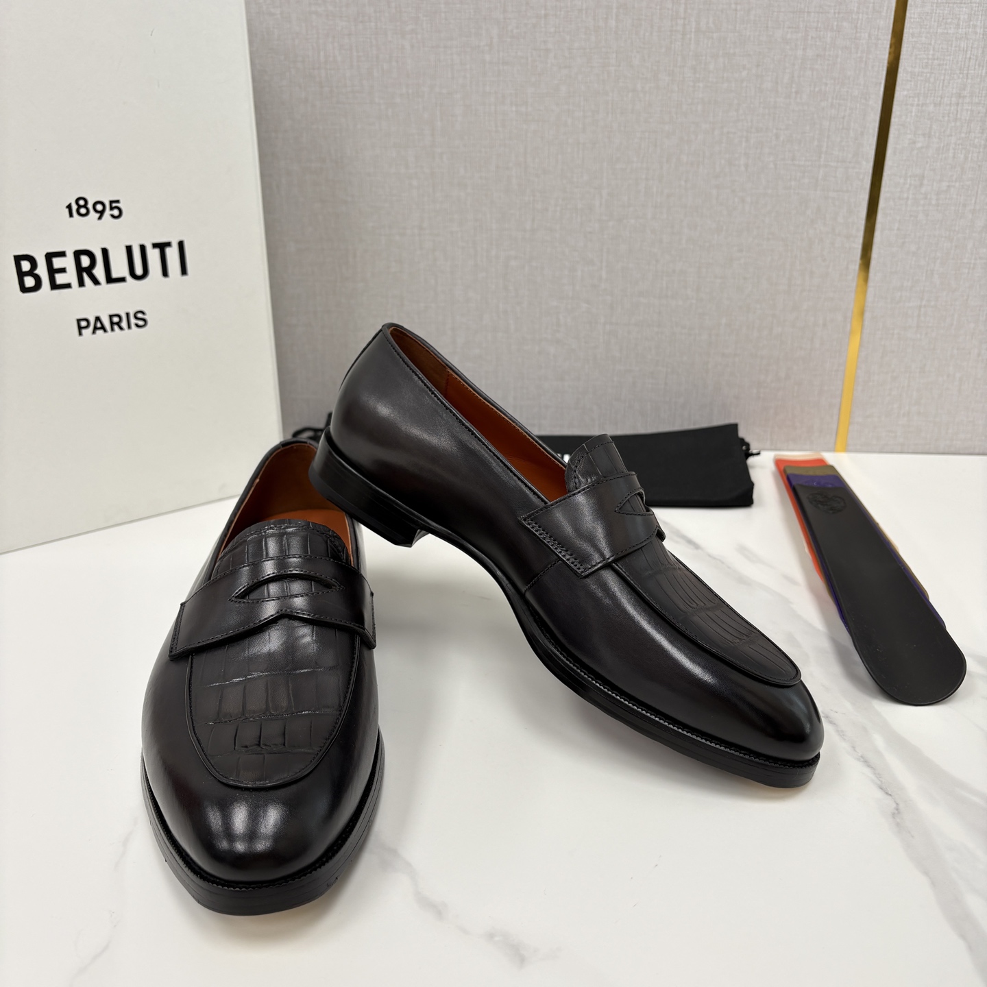 💋💍BERLUT* 布鲁提 新品男士乐福鞋皮鞋 Berlut*的一款标志性鞋履 意大利进口牛皮拼接鳄鱼纹