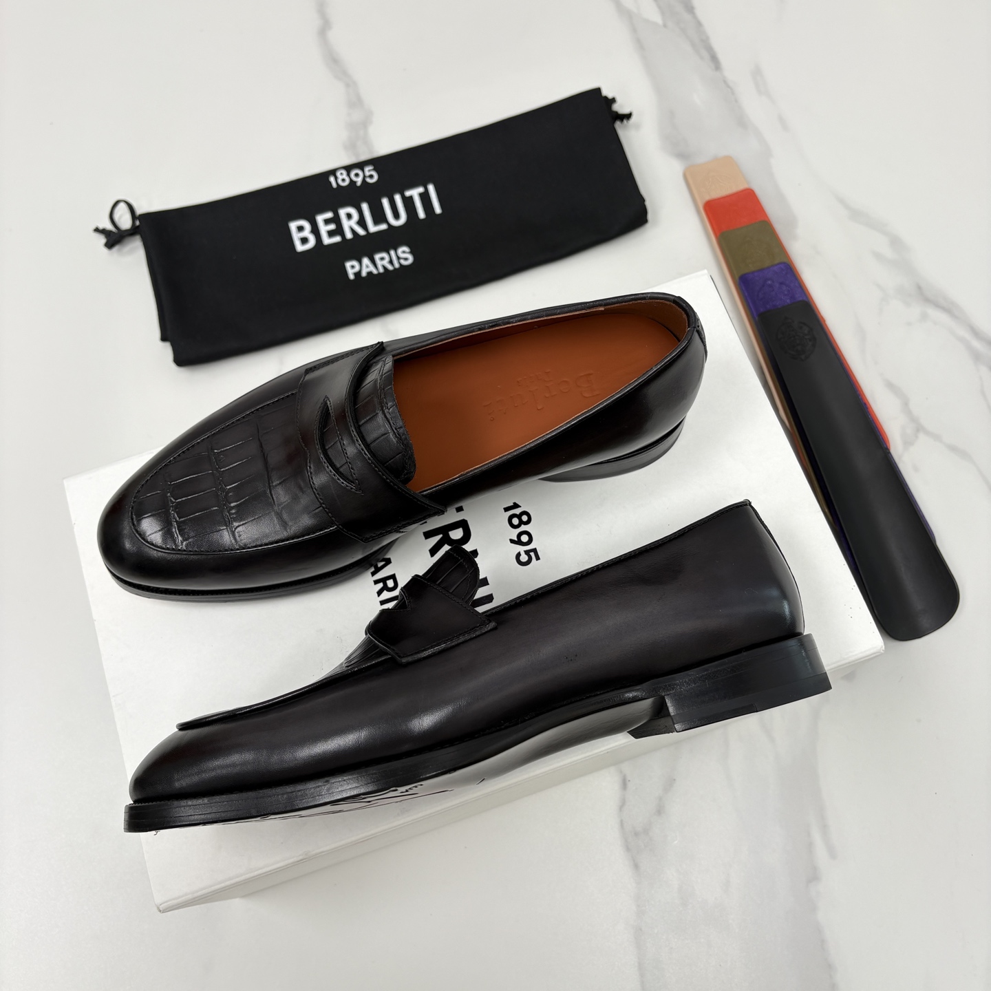 💋💍BERLUT* 布鲁提 新品男士乐福鞋皮鞋 Berlut*的一款标志性鞋履 意大利进口牛皮拼接鳄鱼纹