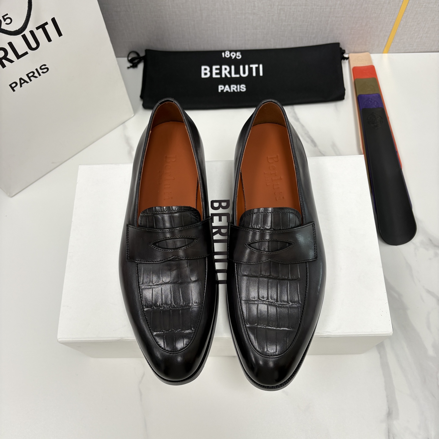 💋💍BERLUT* 布鲁提 新品男士乐福鞋皮鞋 Berlut*的一款标志性鞋履 意大利进口牛皮拼接鳄鱼纹
