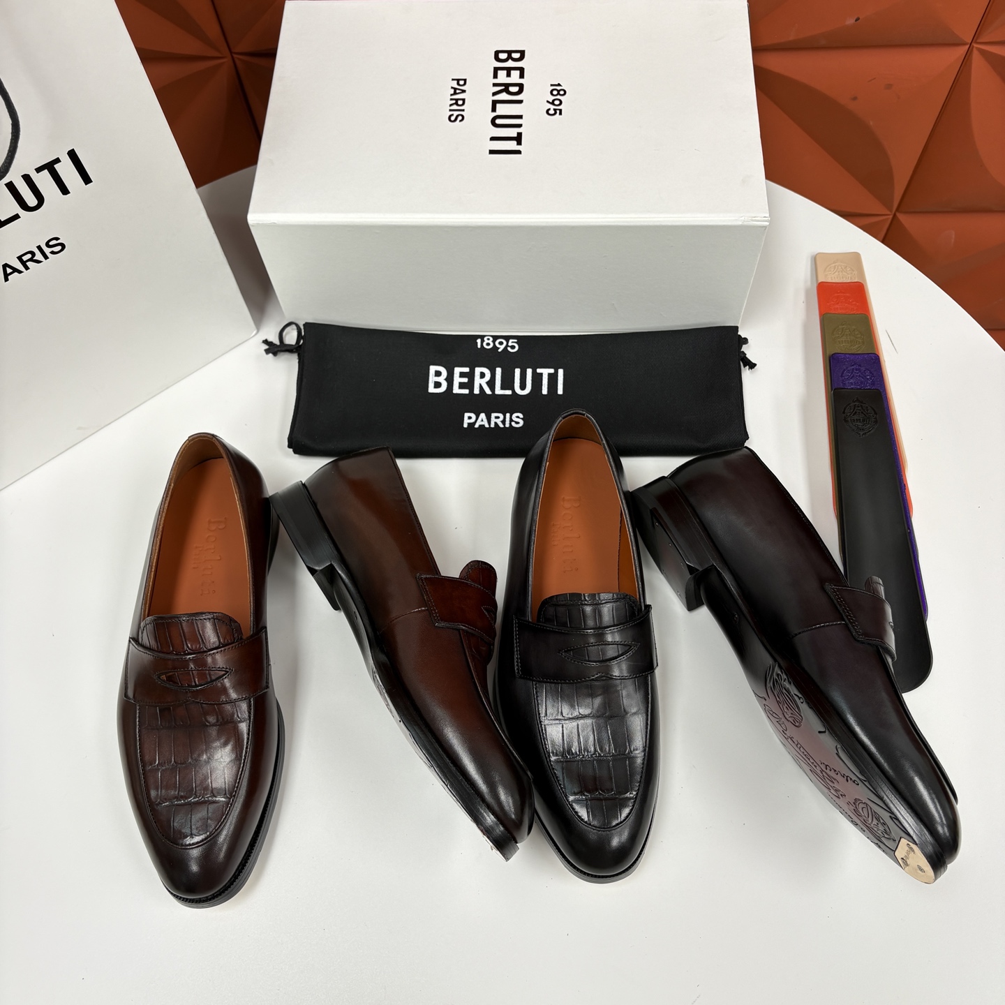 💋💍BERLUT* 布鲁提 新品男士乐福鞋皮鞋 Berlut*的一款标志性鞋履 意大利进口牛皮拼接鳄鱼纹