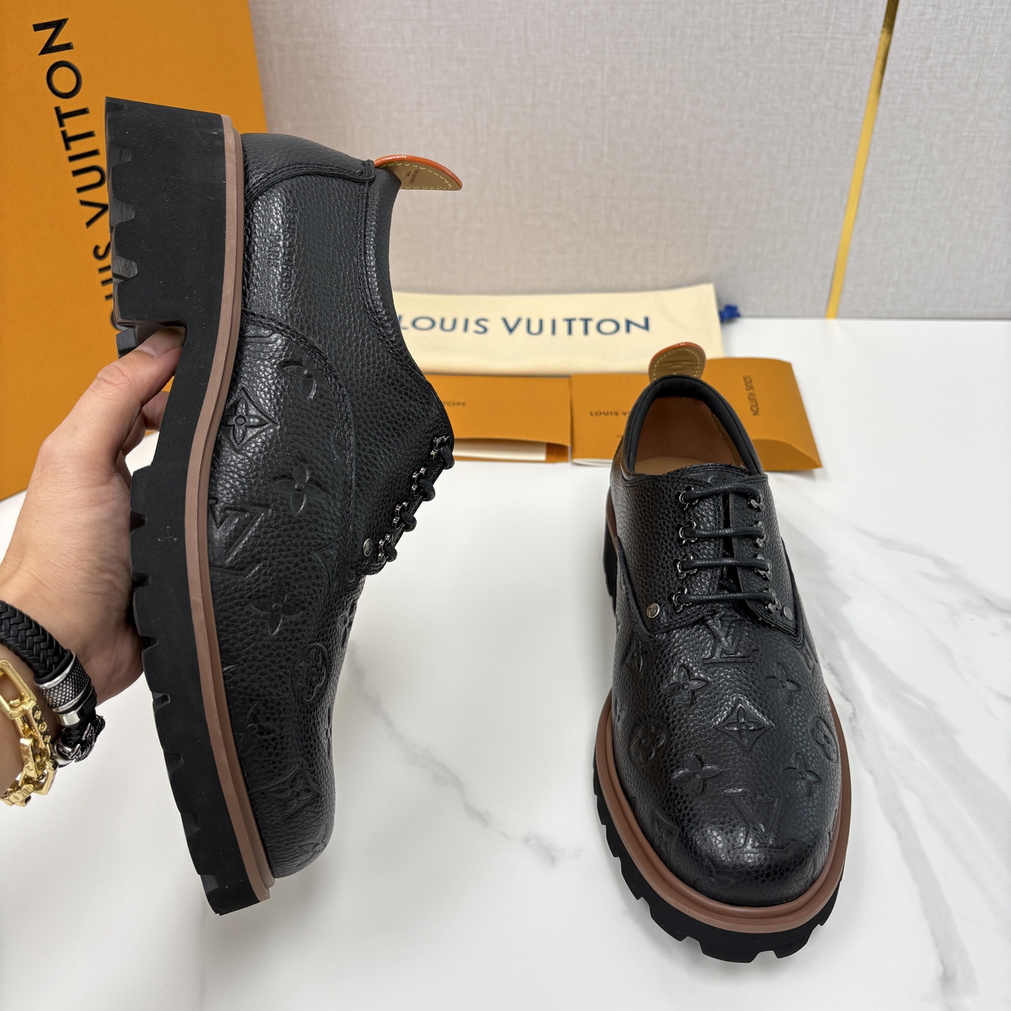 💋💍L家新品 LOUI* 路易*威登 厚底德比鞋 潮酷绅士的「增高buff」单品 这是路易～为都市型男打