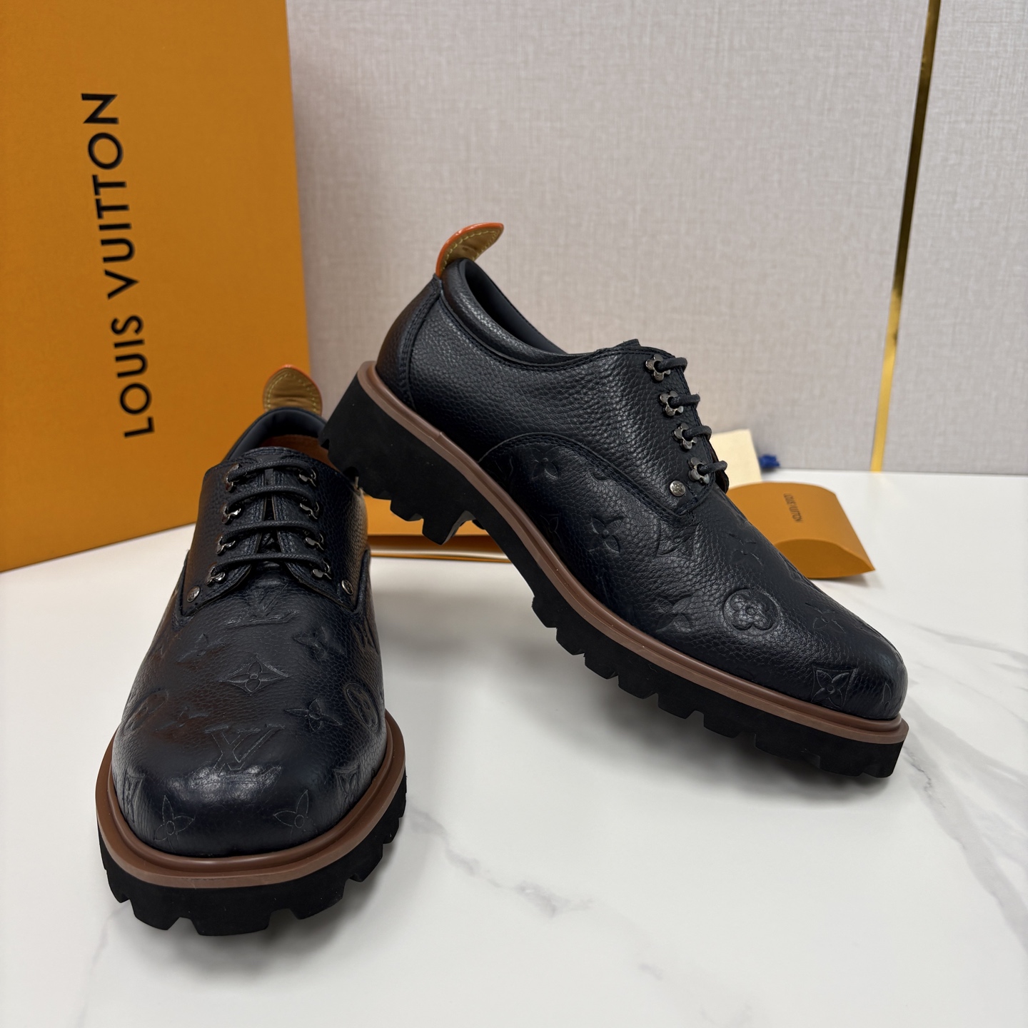 💋💍L家新品 LOUI* 路易*威登 厚底德比鞋 潮酷绅士的「增高buff」单品 这是路易～为都市型男打