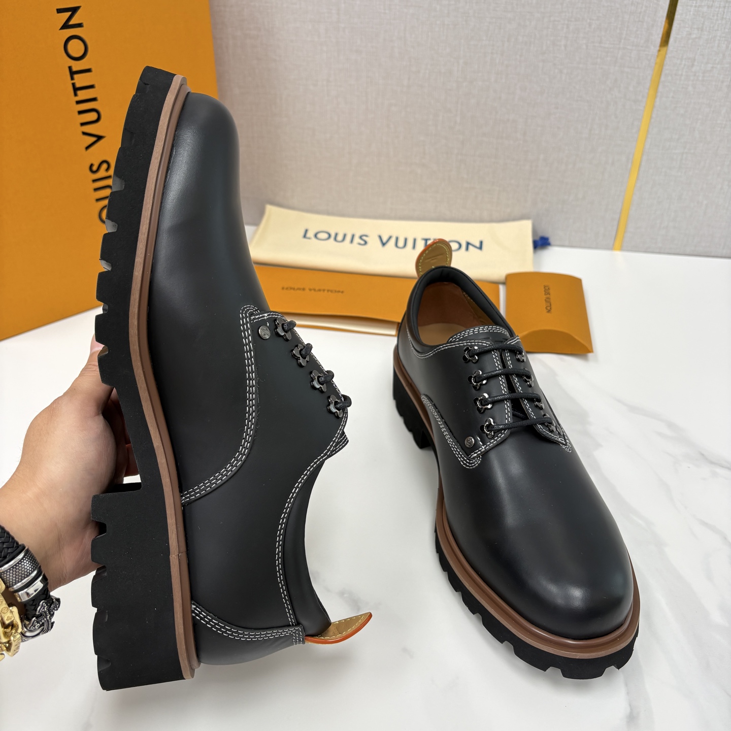 💋💍L家新品 LOUI* 路易*威登 厚底德比鞋 潮酷绅士的「增高buff」单品 这是路易～为都市型男打