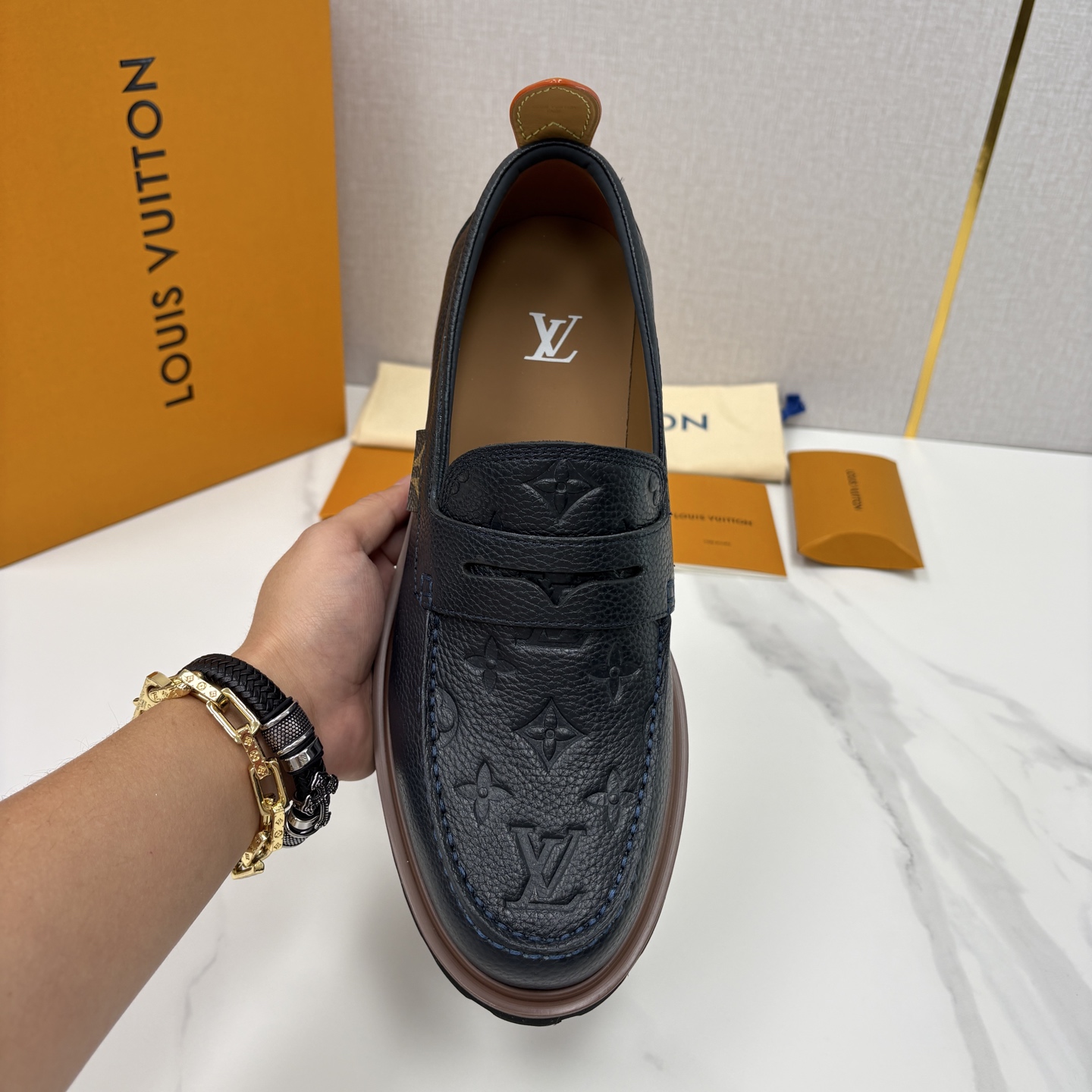 💋💍L家新品 LOUI* 路易*威登 厚底乐福鞋 经典与潮流的双重演绎 以顶级工艺重塑男士鞋履美学，既保